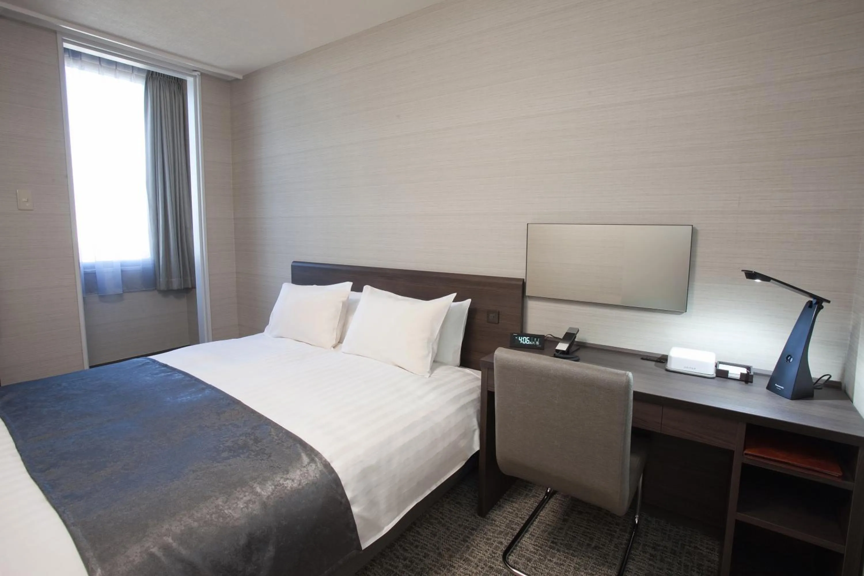 Photo of the whole room in Hotel Mielparque Yokohama