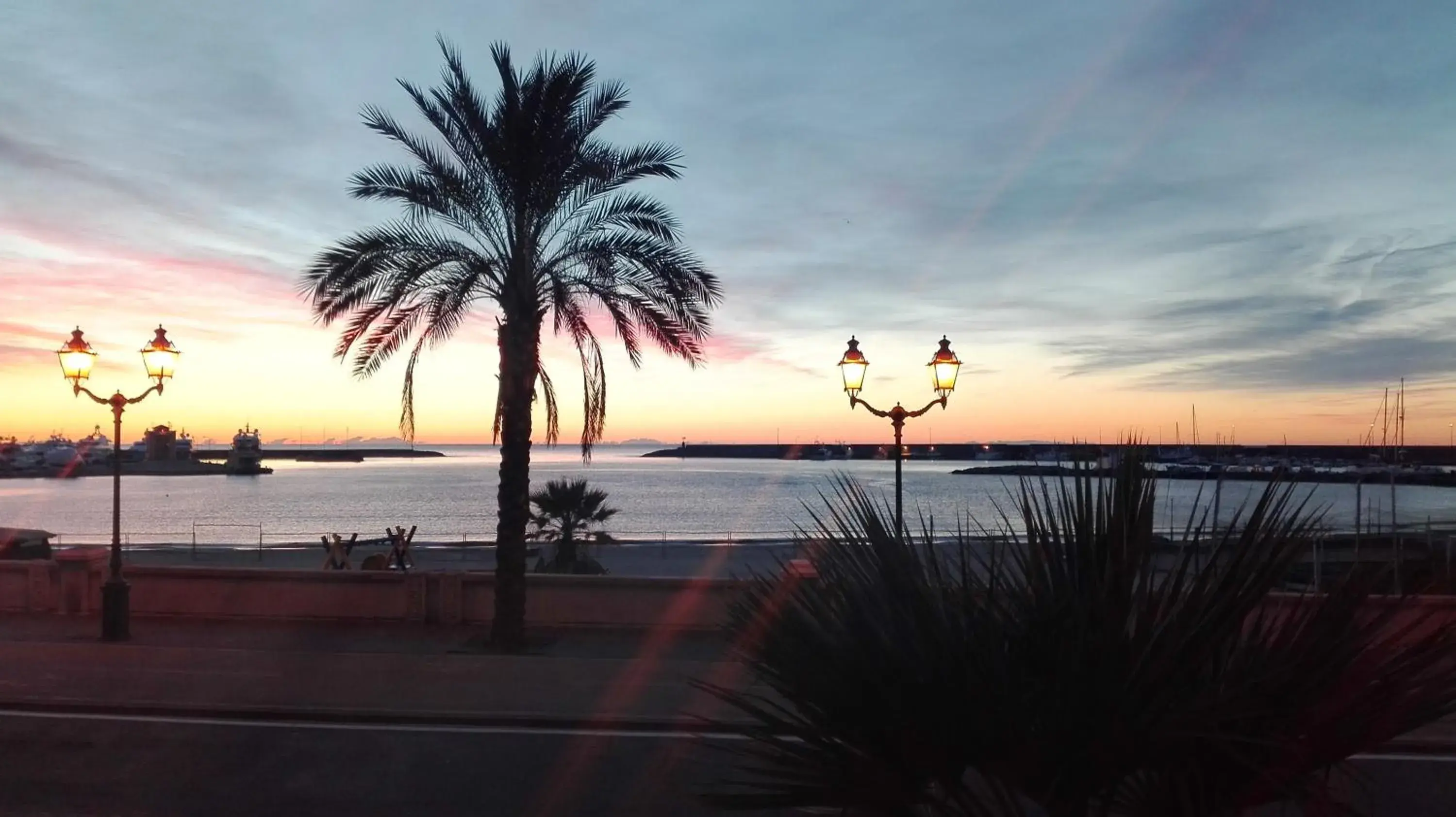 Apartment with Terrace in IL SOLE di SANREMO Apartment with Terrace in IL SOLE di SANREMO