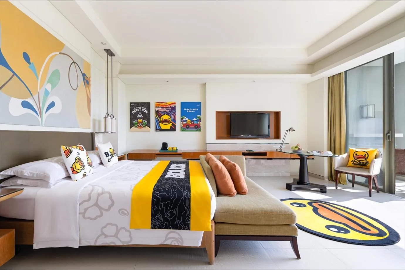 Bedroom, Bed in Renaissance Sanya Haitang Bay Resort