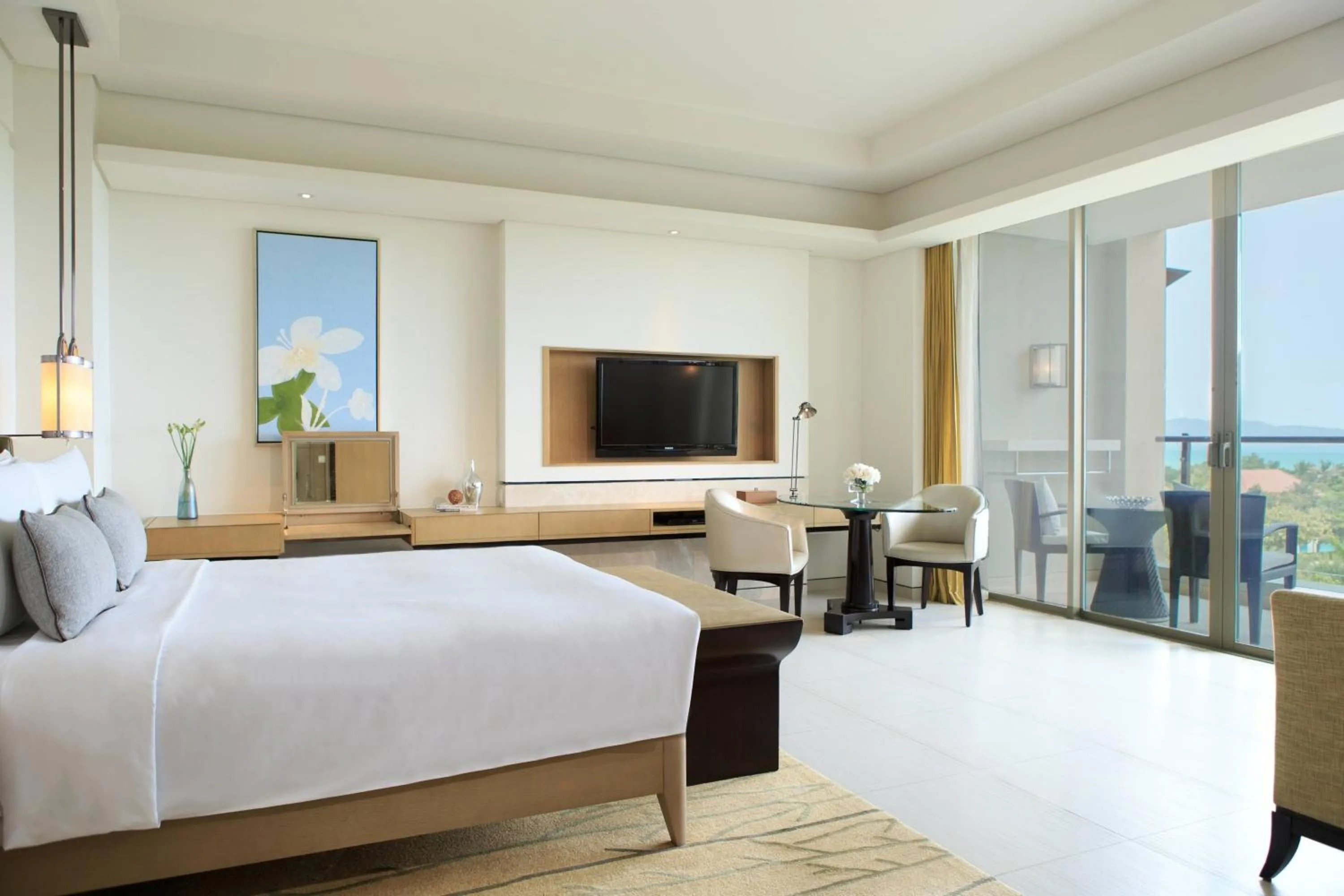 Bedroom, Bed in Renaissance Sanya Haitang Bay Resort