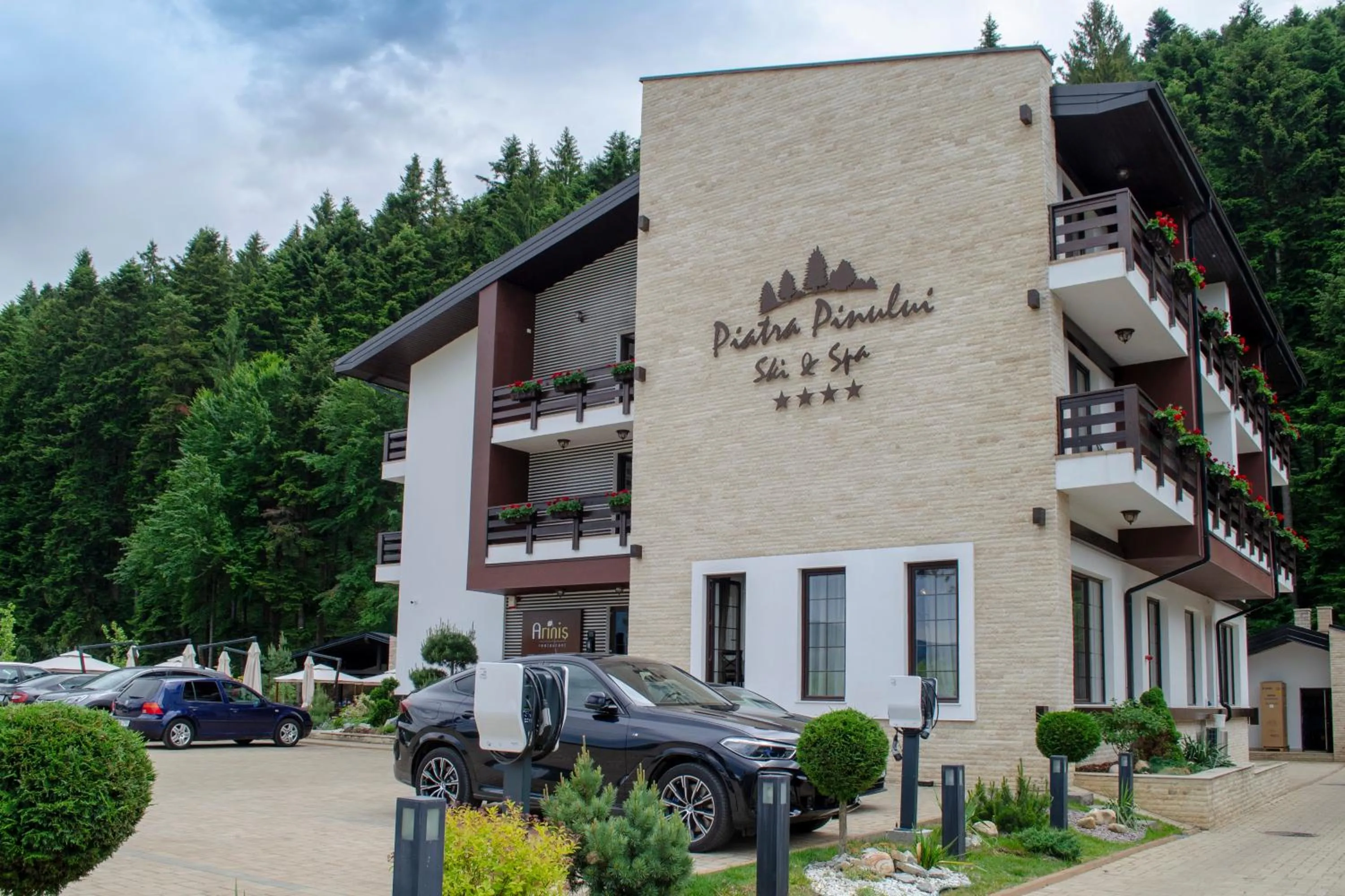 Piatra Pinului Ski & Spa
