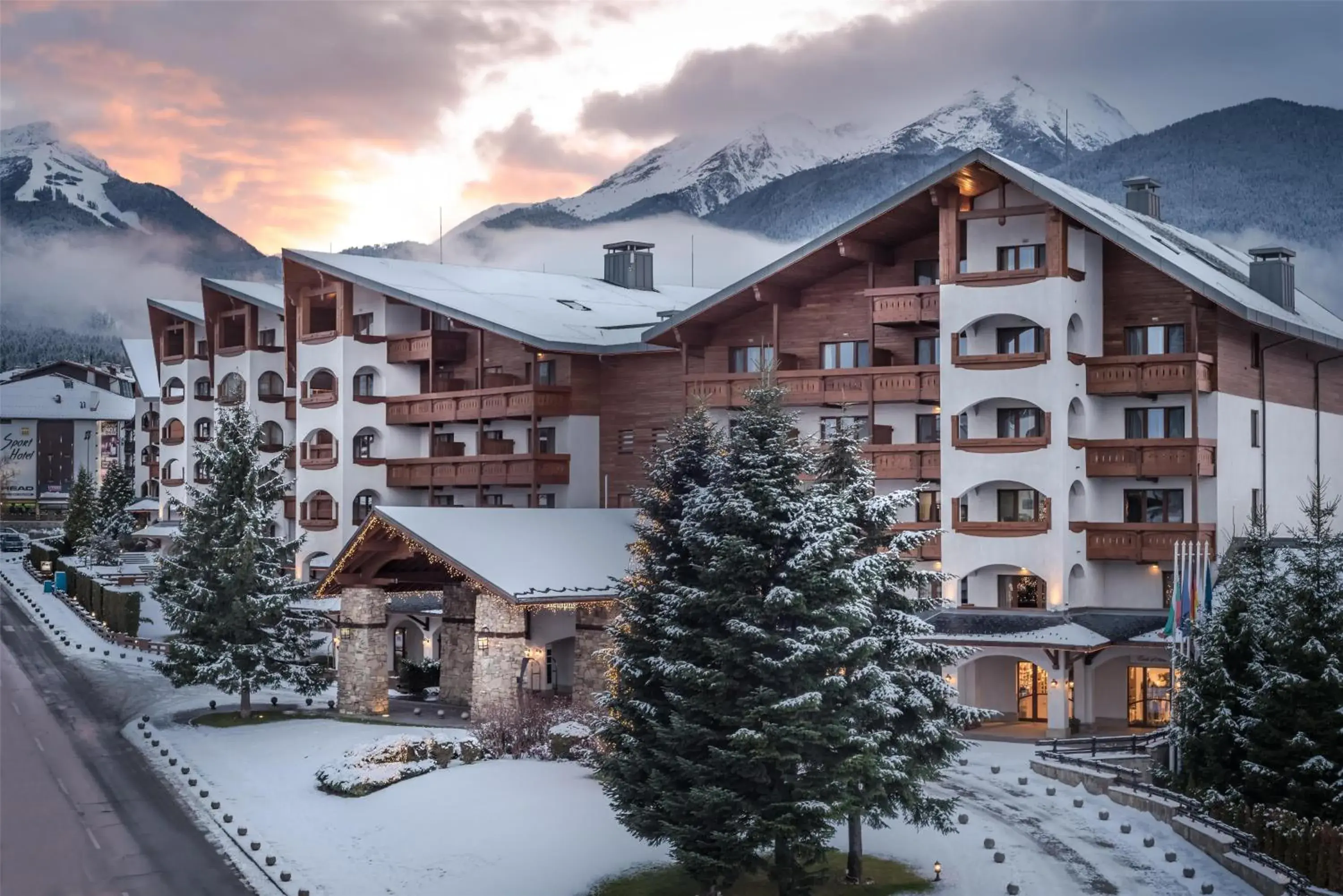 Property building in Kempinski Hotel Grand Arena Bansko Property building in Kempinski Hotel Grand Arena Bansko