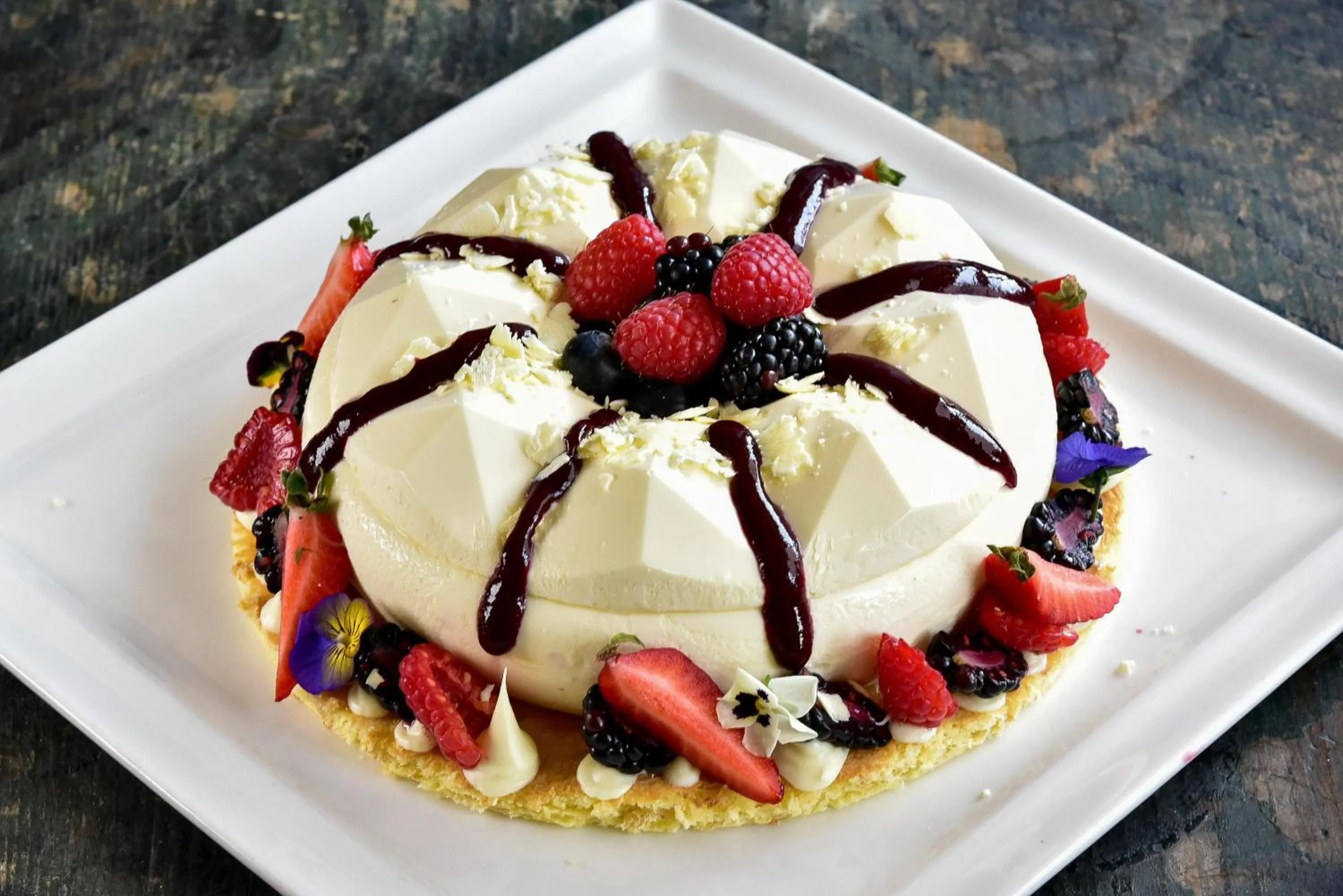 Restaurant/places to eat in Kempinski Hotel Grand Arena Bansko