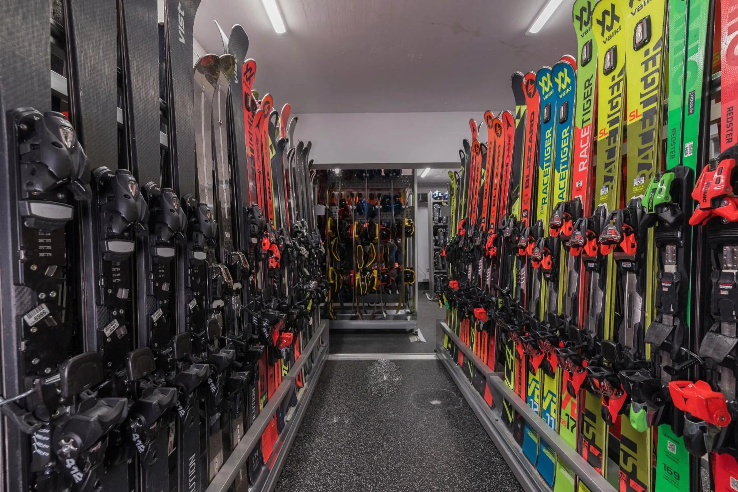 Skiing in Kempinski Hotel Grand Arena Bansko