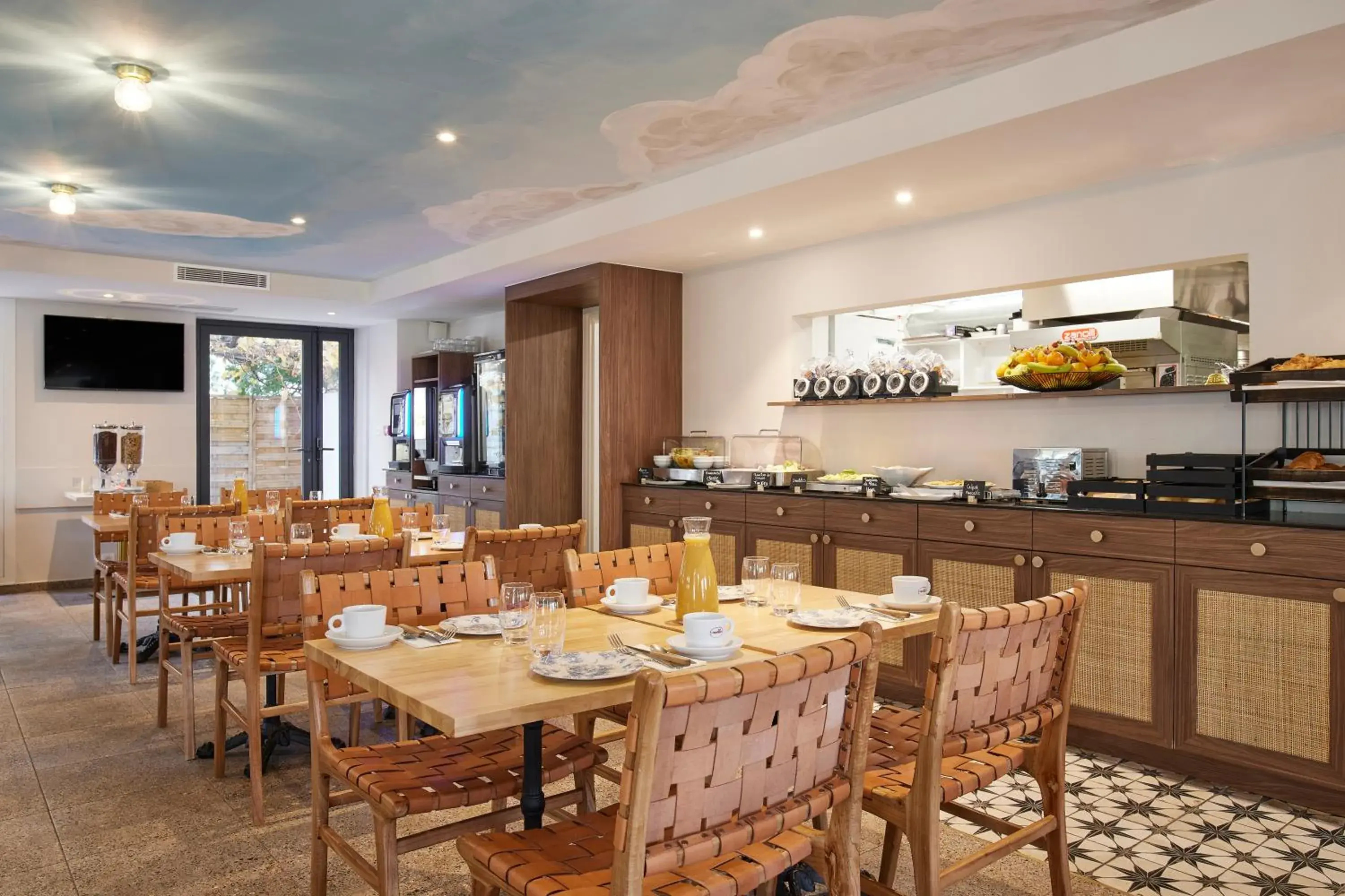 Restaurant/places to eat in Hotel-Restaurant Isidore Nice Ouest Restaurant/places to eat in Hotel-Restaurant Isidore Nice Ouest