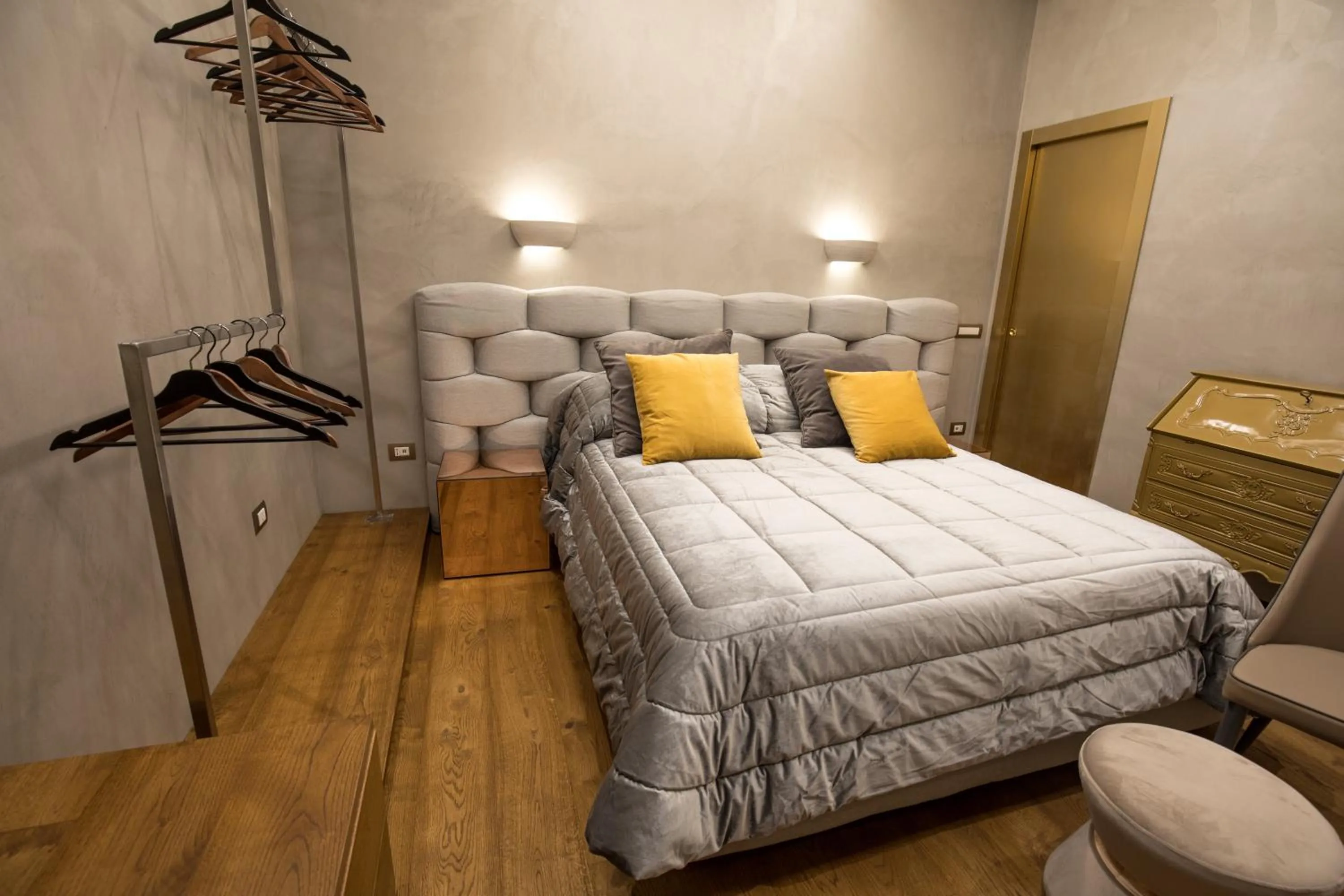 Bed in Civico Cinque Home Luxury Apartment
