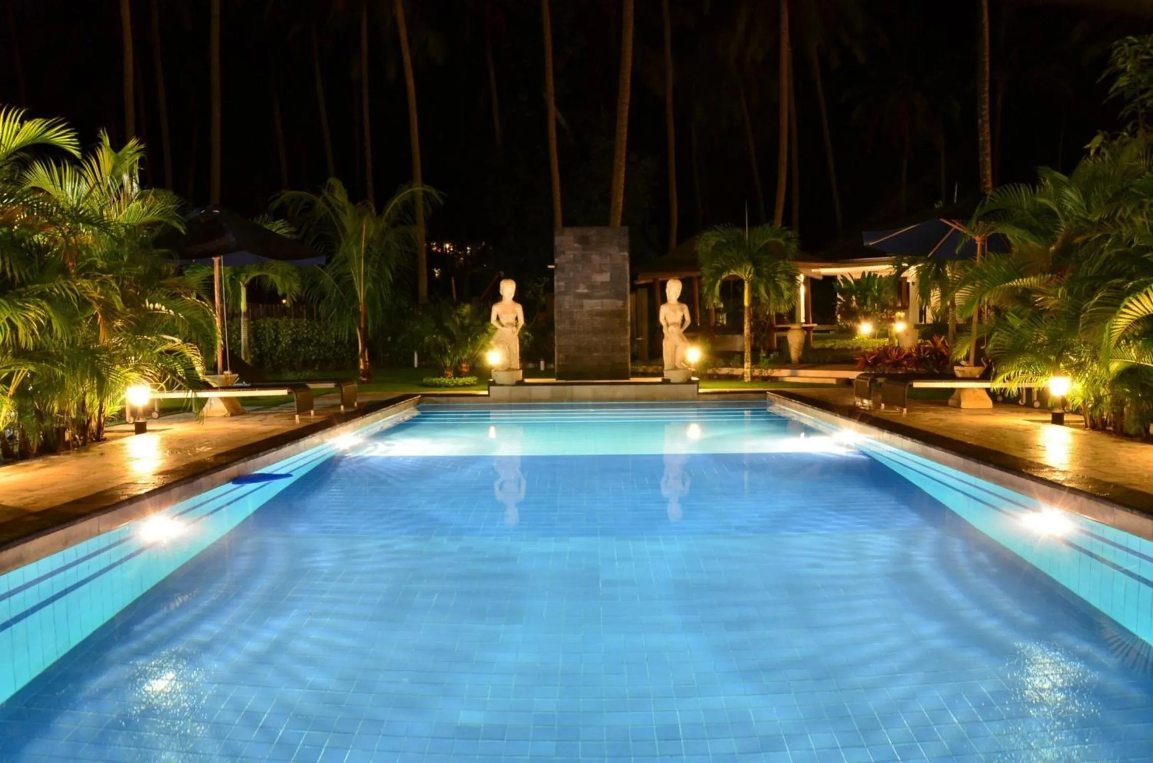 Swimming pool in Dream Estate Resort