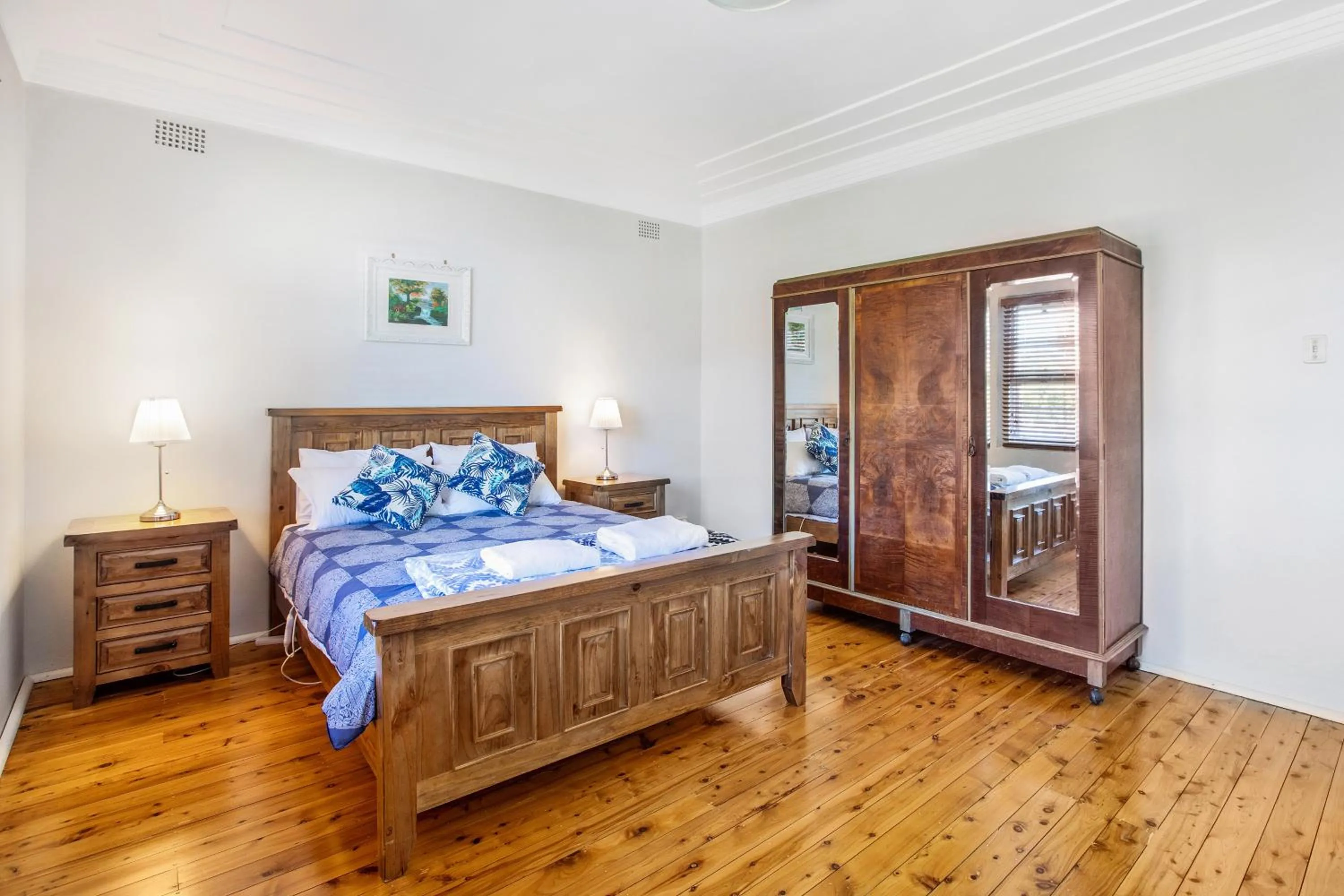 Bedroom, Bed in The Summit House