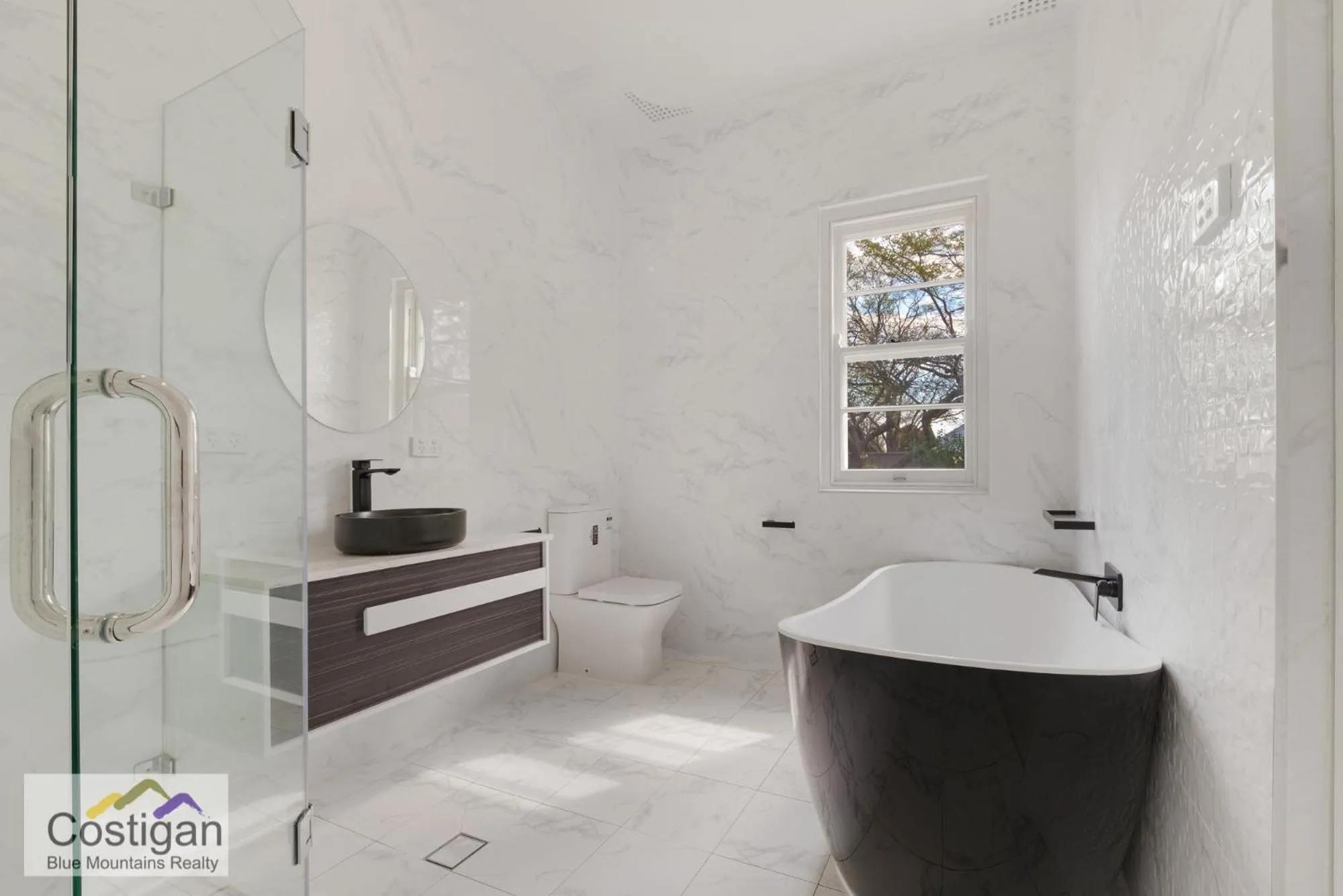 Toilet in The Summit House