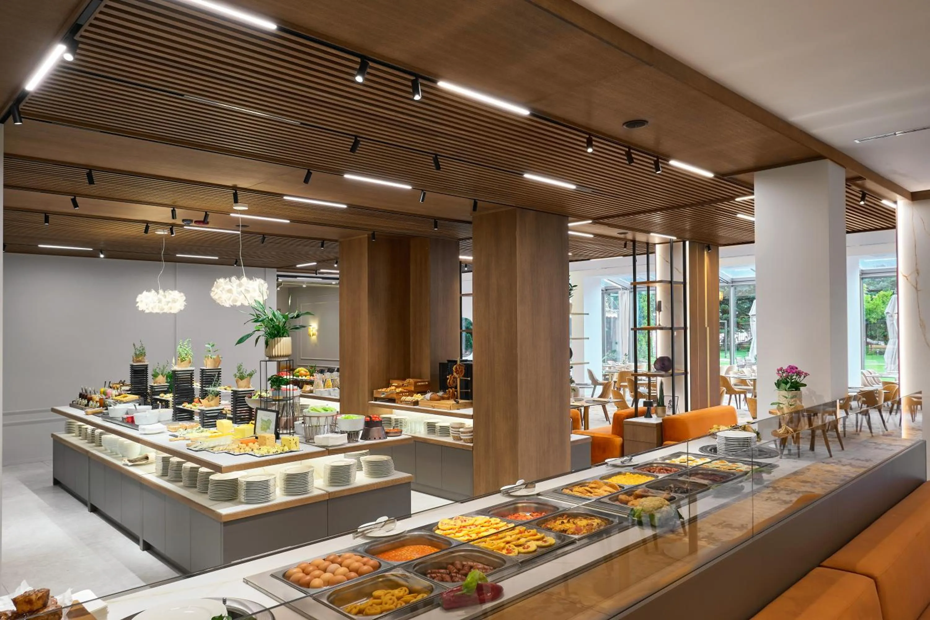 Restaurant/places to eat in Radisson Hotel Plovdiv