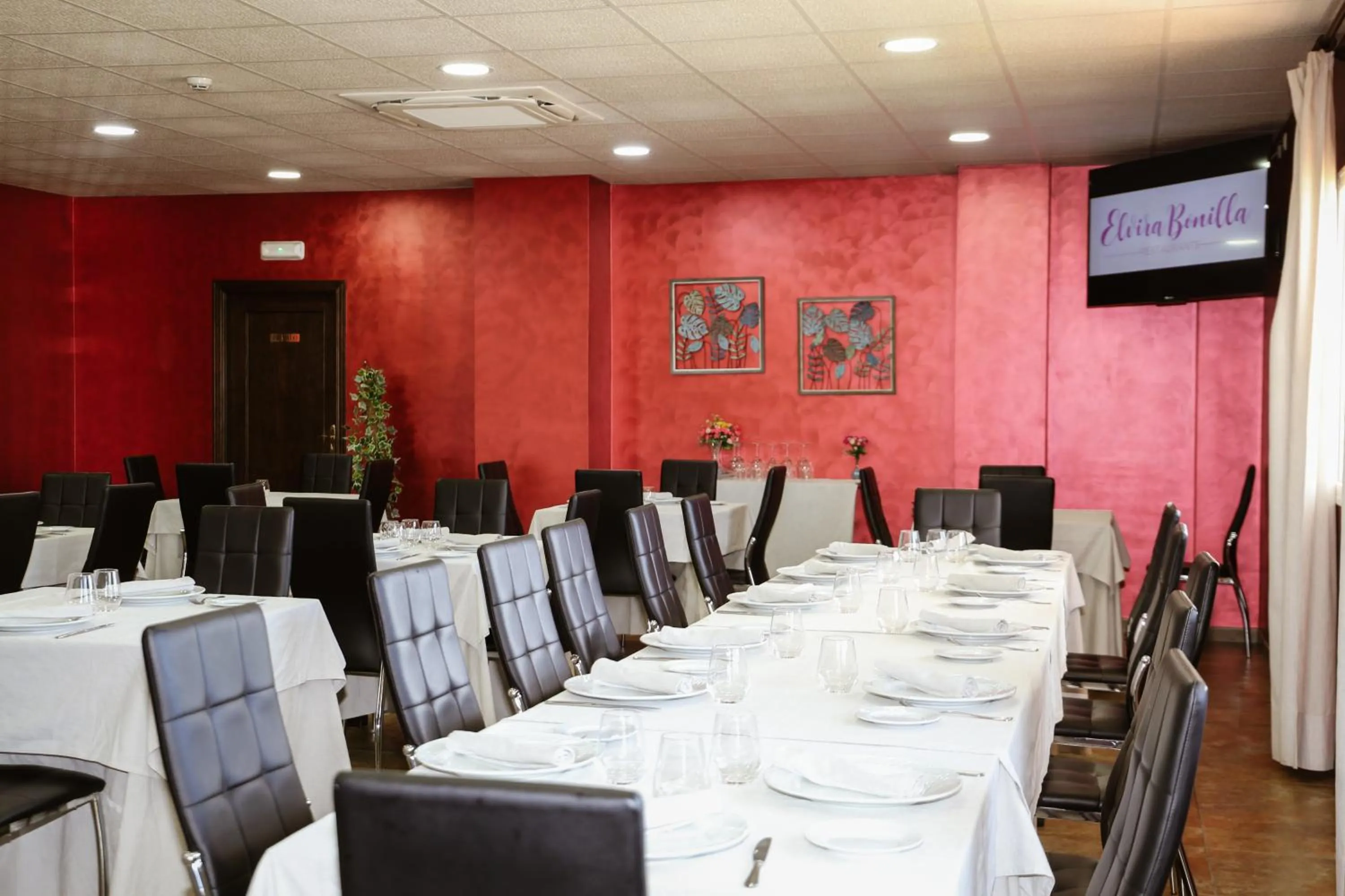 Restaurant/places to eat in Hotel Restaurante Sostenible La Laguna