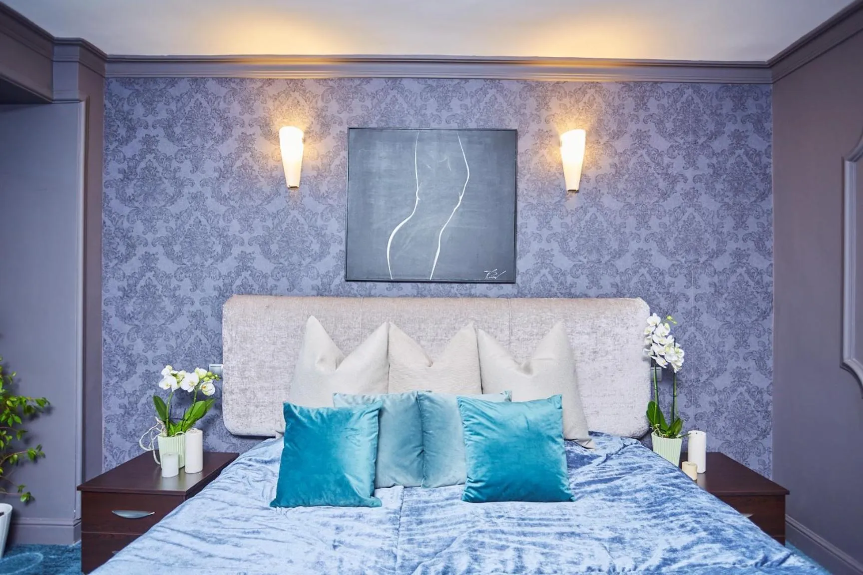 Photo of the whole room, Bed in Atlantic Hotel - Free Parking