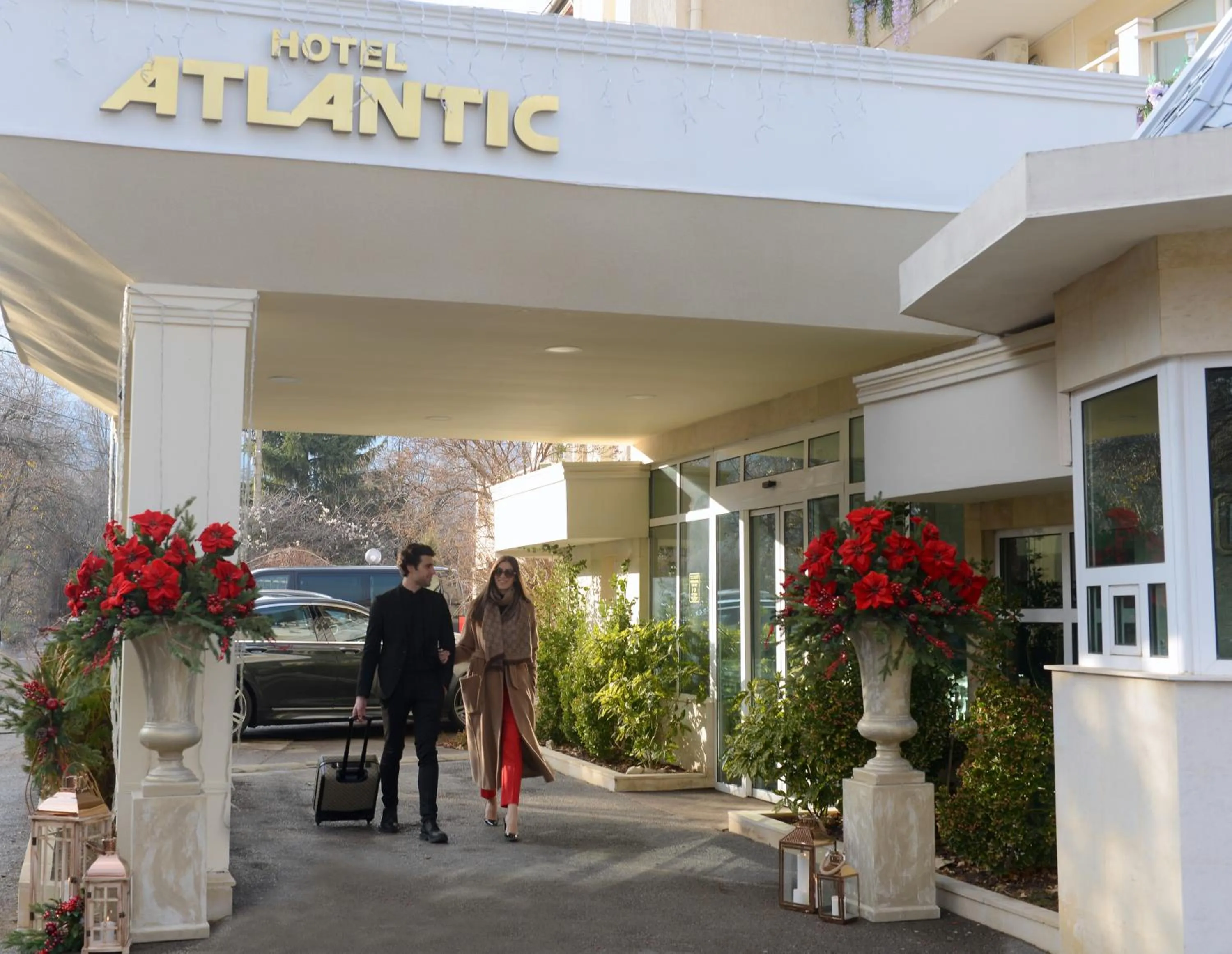 Facade/entrance in Atlantic Hotel - Free Parking