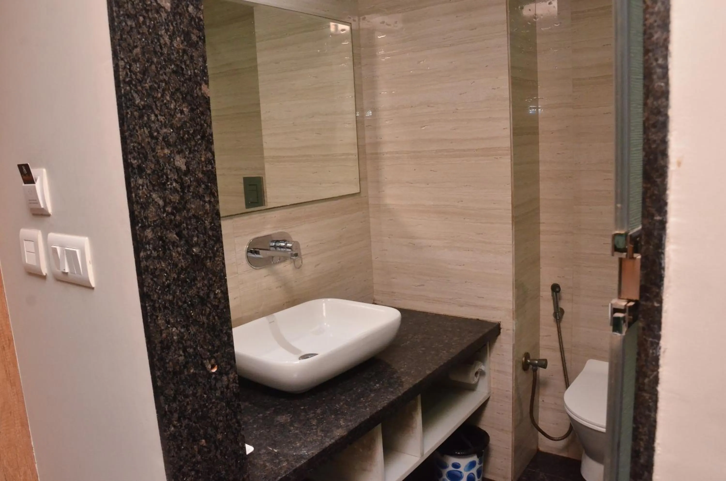 Bathroom in Hotel Sopan Heights