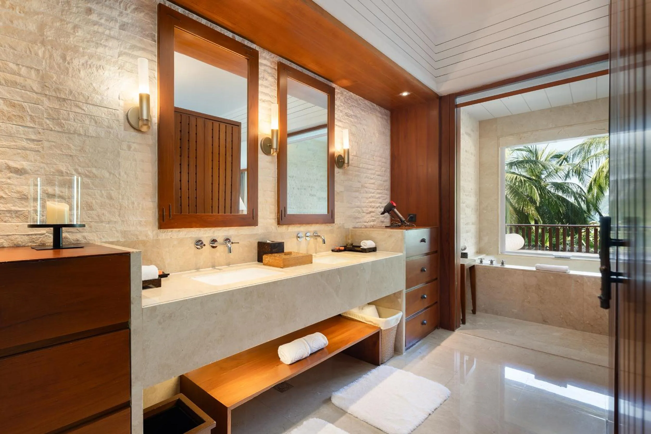 Bathroom in Mandarin Oriental, Sanya