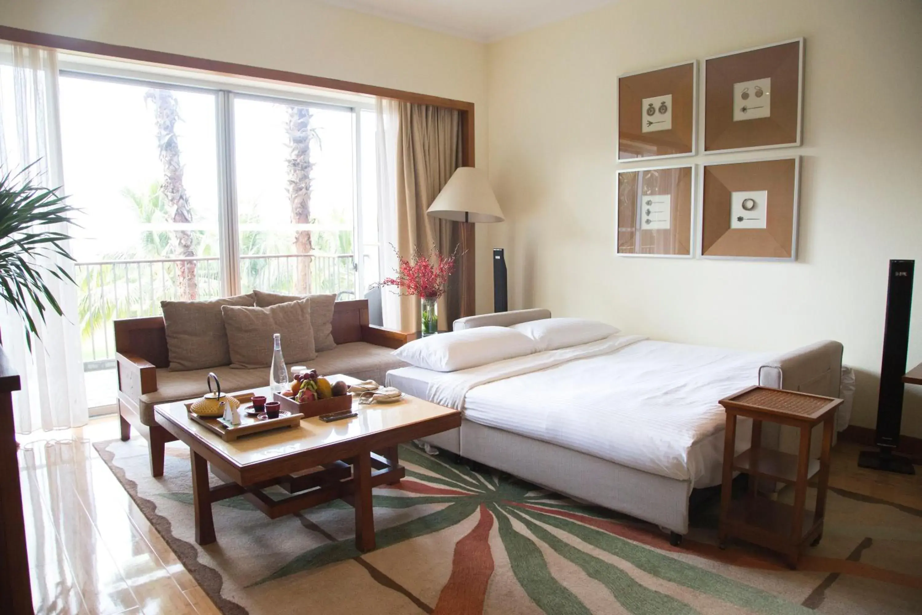 Photo of the whole room, Bed in Mandarin Oriental, Sanya Photo of the whole room, Bed in Mandarin Oriental, Sanya