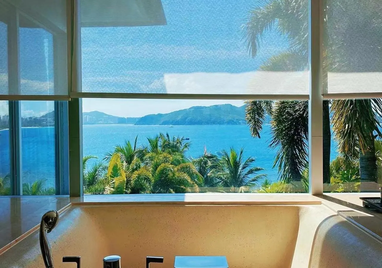 Bathroom in Mandarin Oriental, Sanya