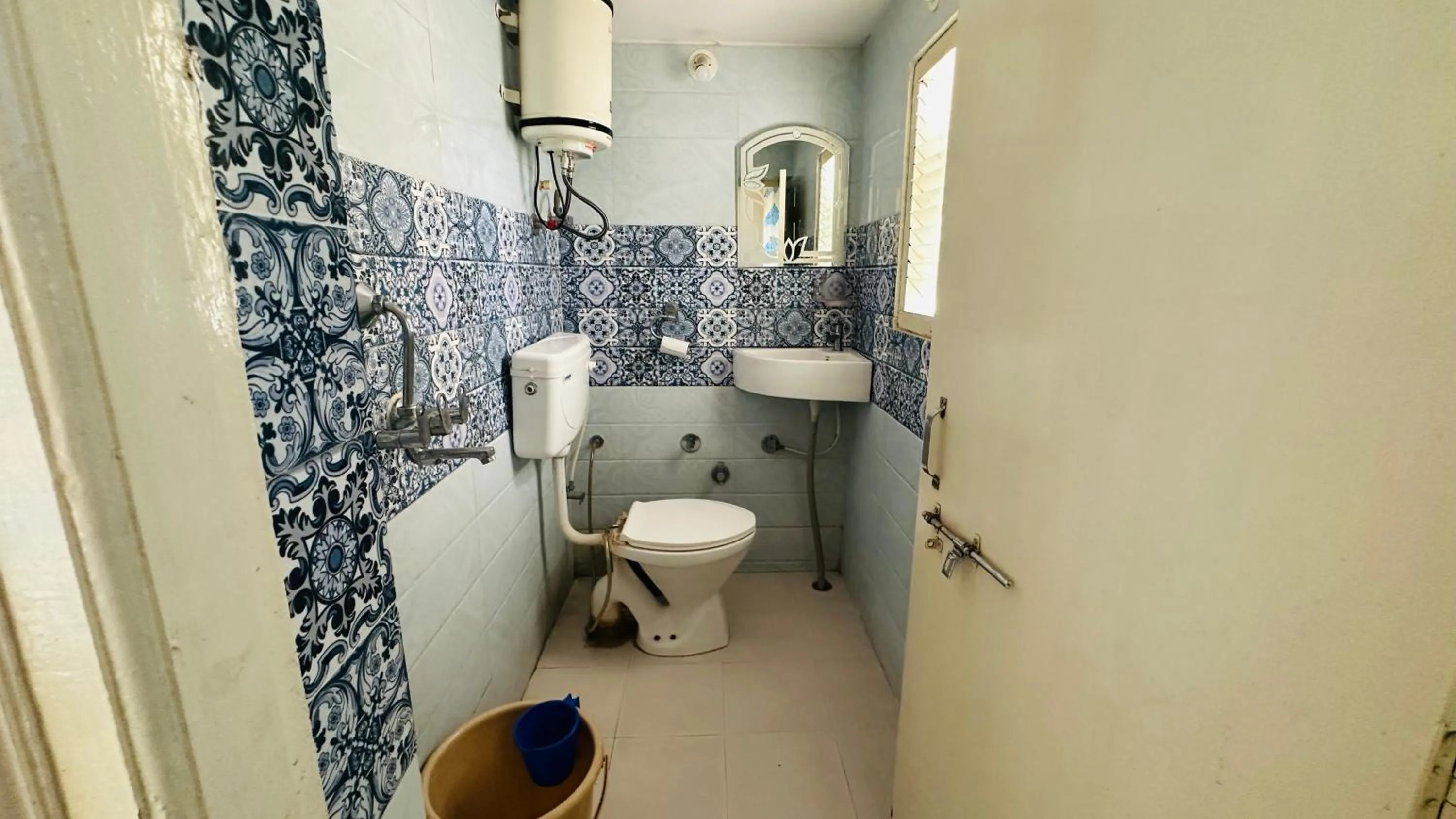 Bathroom in Maa Ji House on Lake Pichola