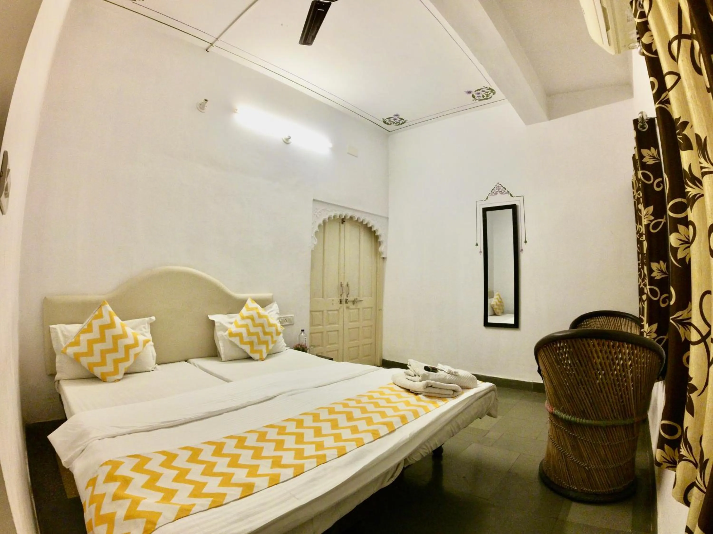 Bedroom, Bed in Maa Ji House on Lake Pichola