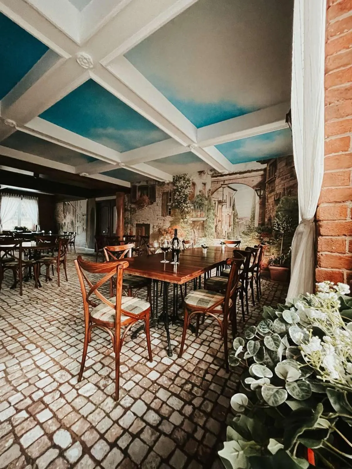 Restaurant/places to eat in Spa Hotel Dvoretsa