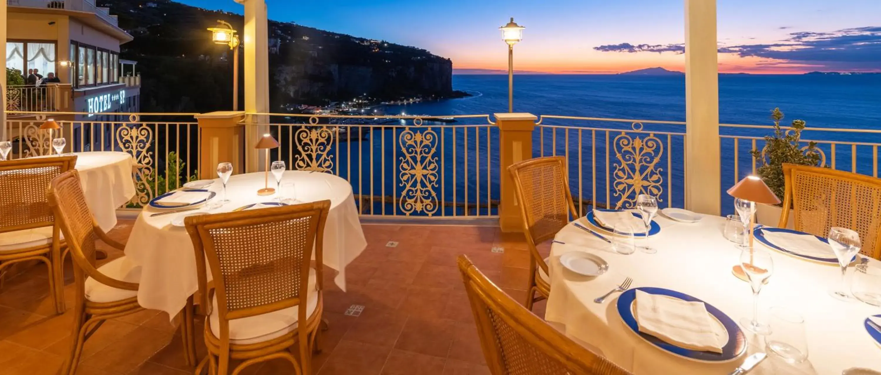 Restaurant/places to eat in Hotel Sporting Restaurant/places to eat in Hotel Sporting