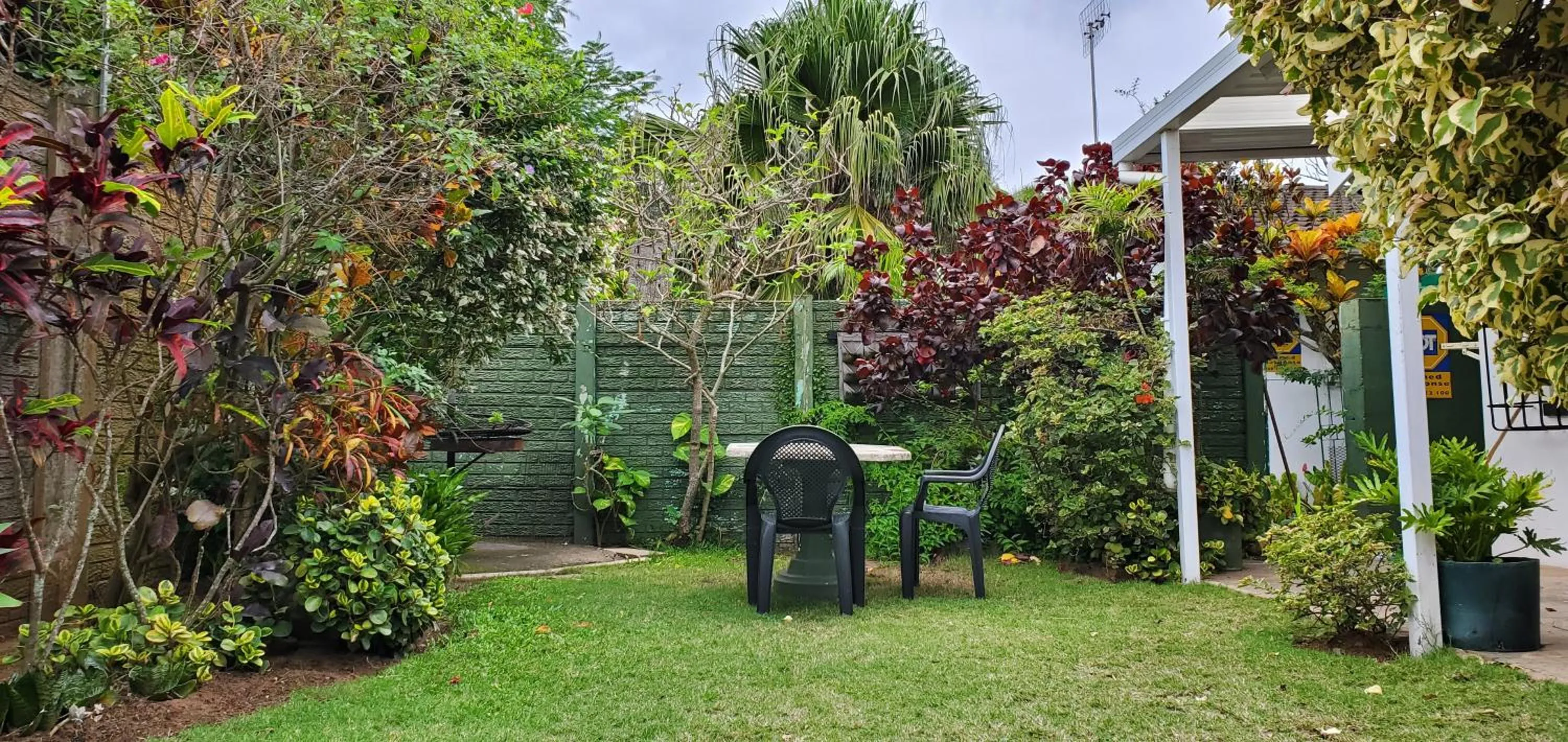 Garden in Jessica's Self-catering