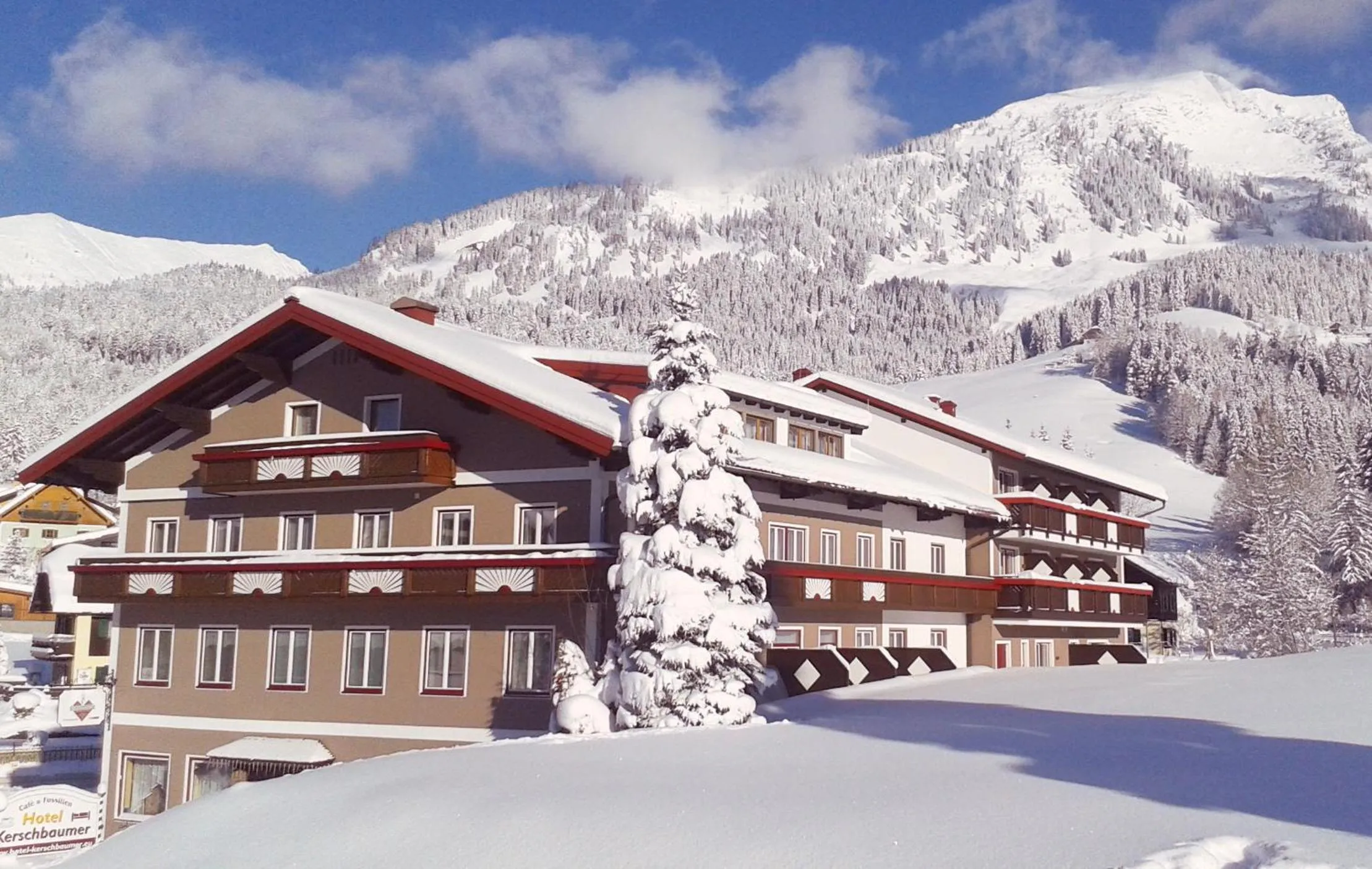 Facade/entrance in Hotel Kerschbaumer