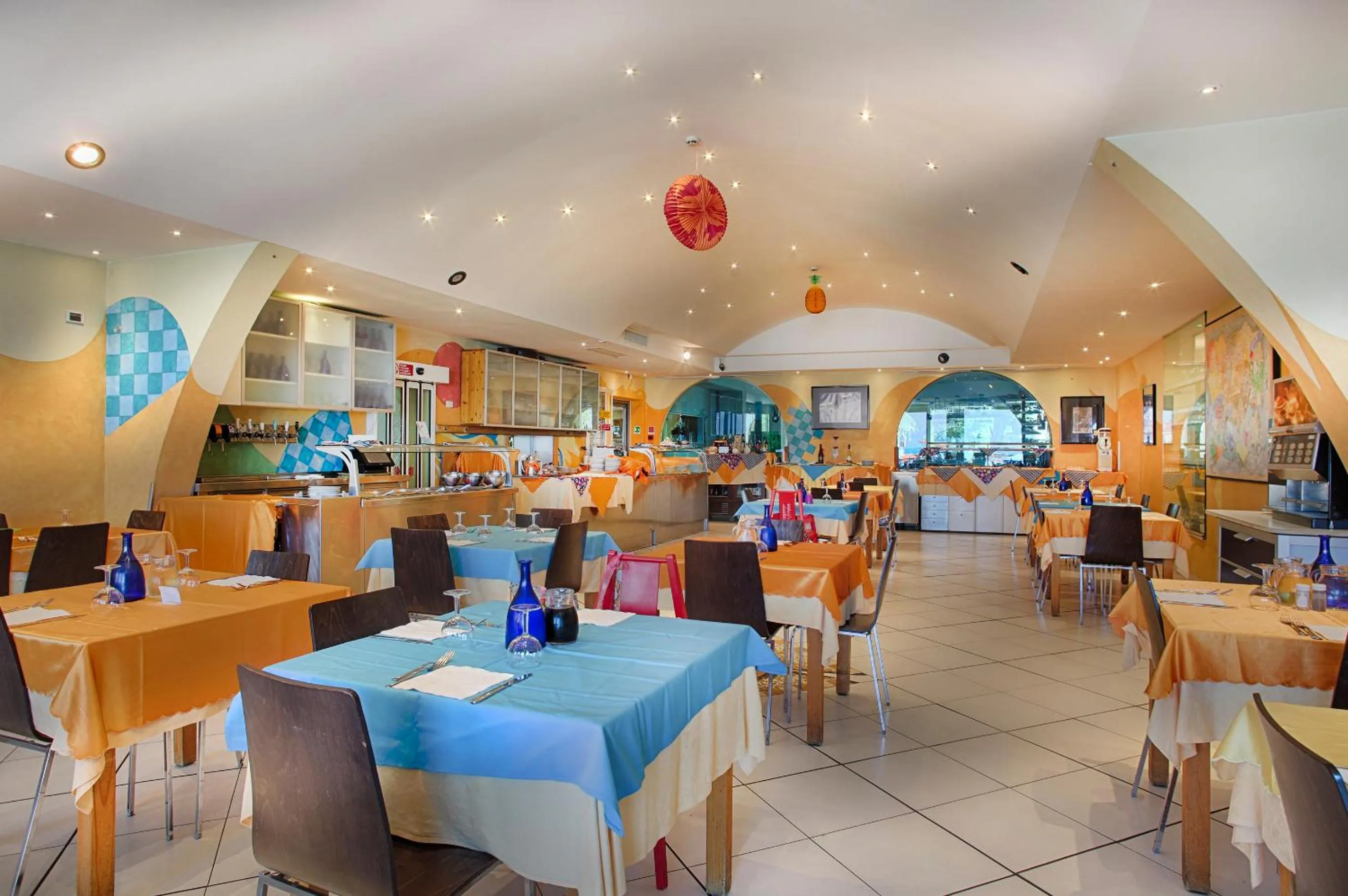 Restaurant/places to eat in Hotel Stella Maris