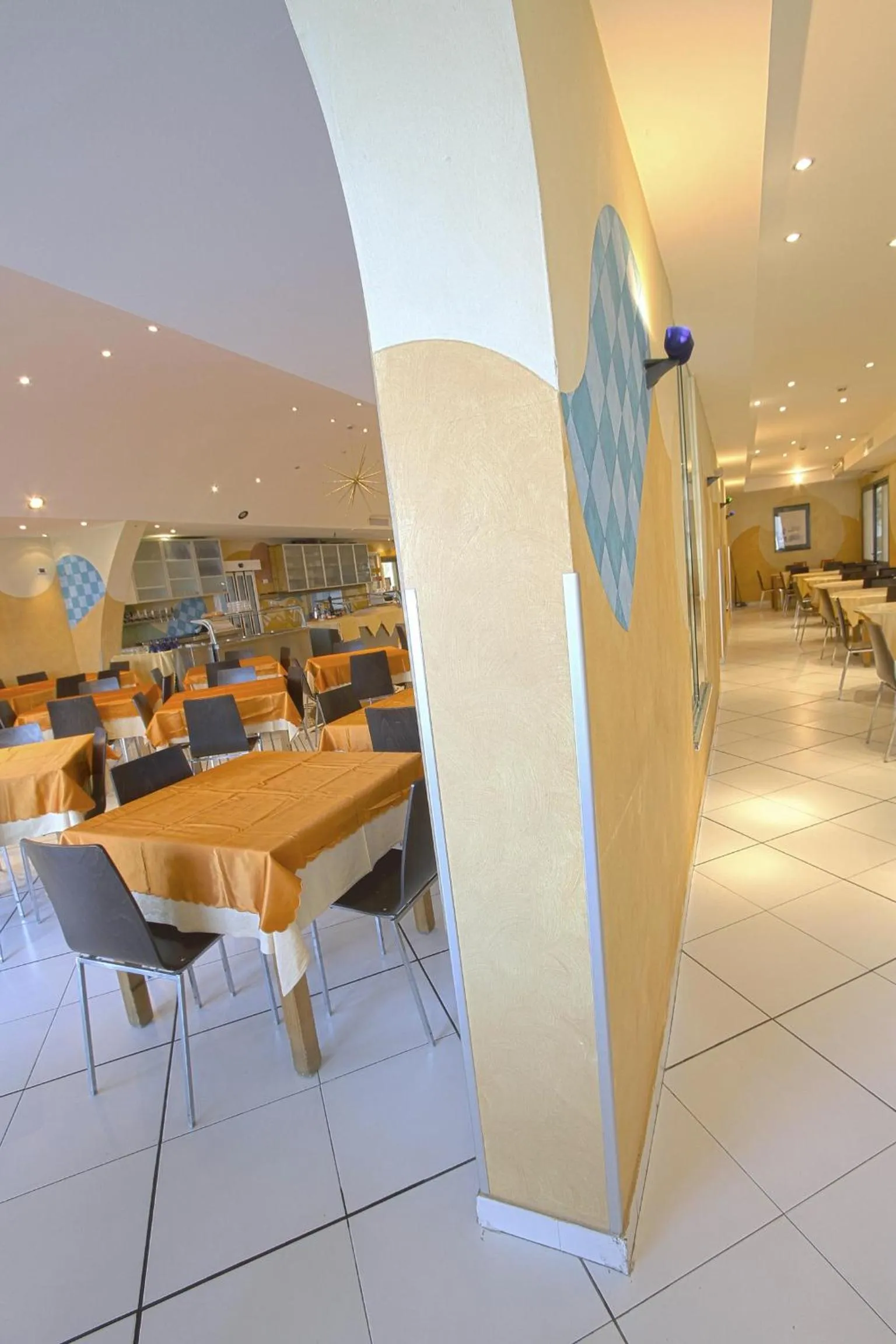 Restaurant/places to eat in Hotel Stella Maris