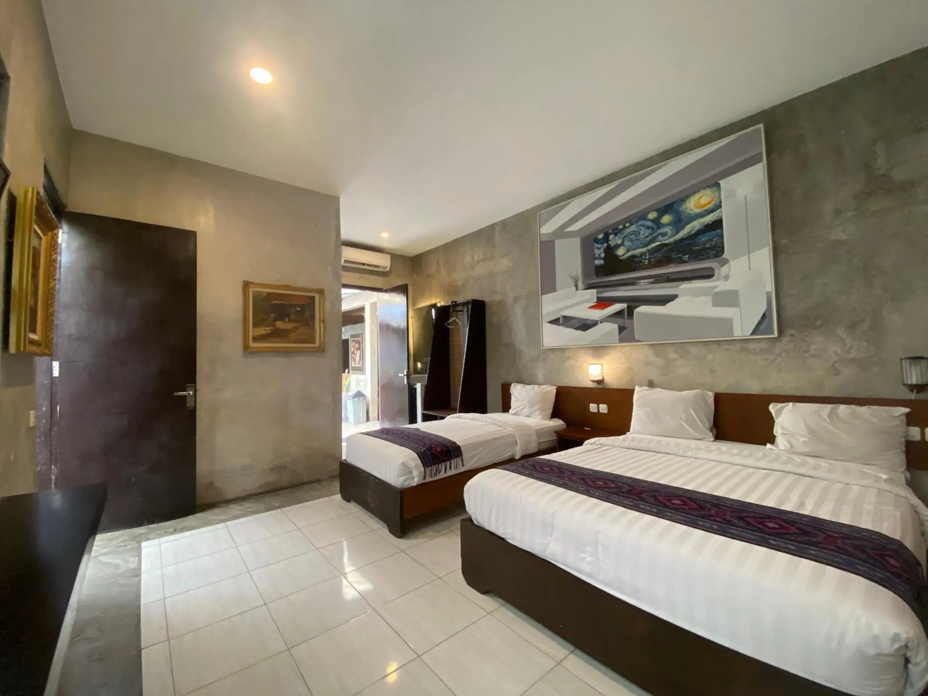 Photo of the whole room, Bed in Watu Agung Guest House Photo of the whole room, Bed in Watu Agung Guest House