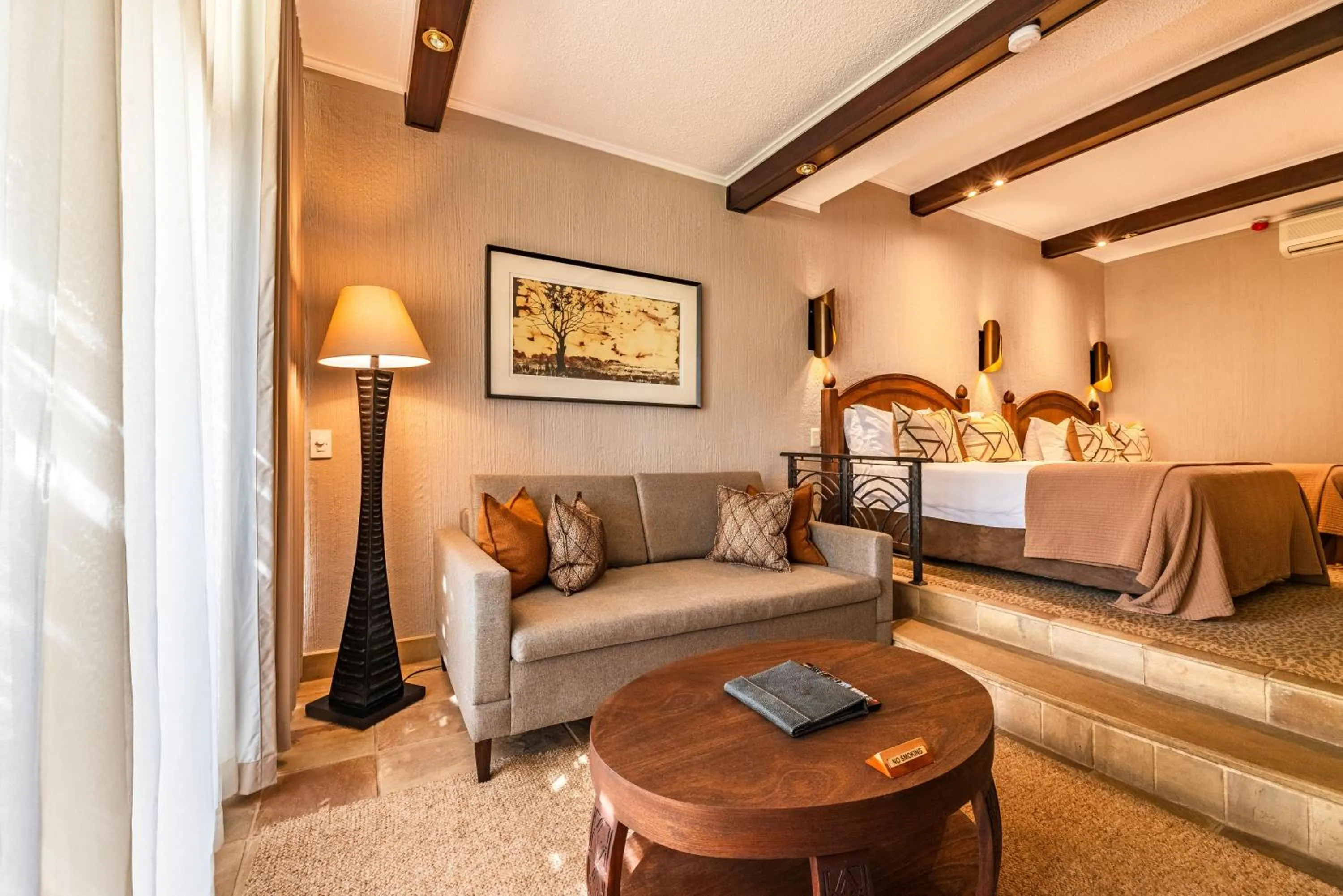 Bedroom, Bed in Kwa Maritane Lodge