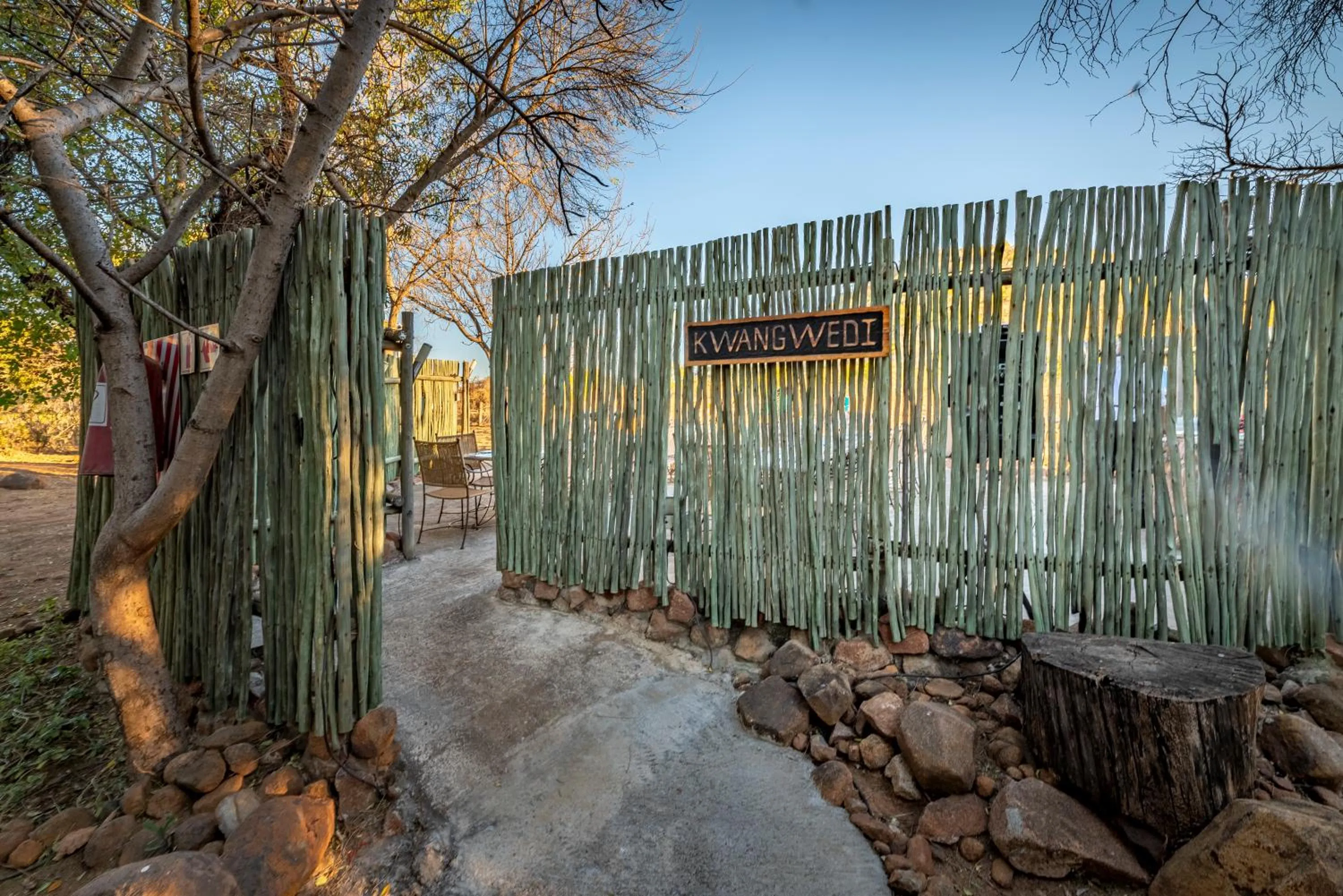 Restaurant/places to eat in Kwa Maritane Lodge