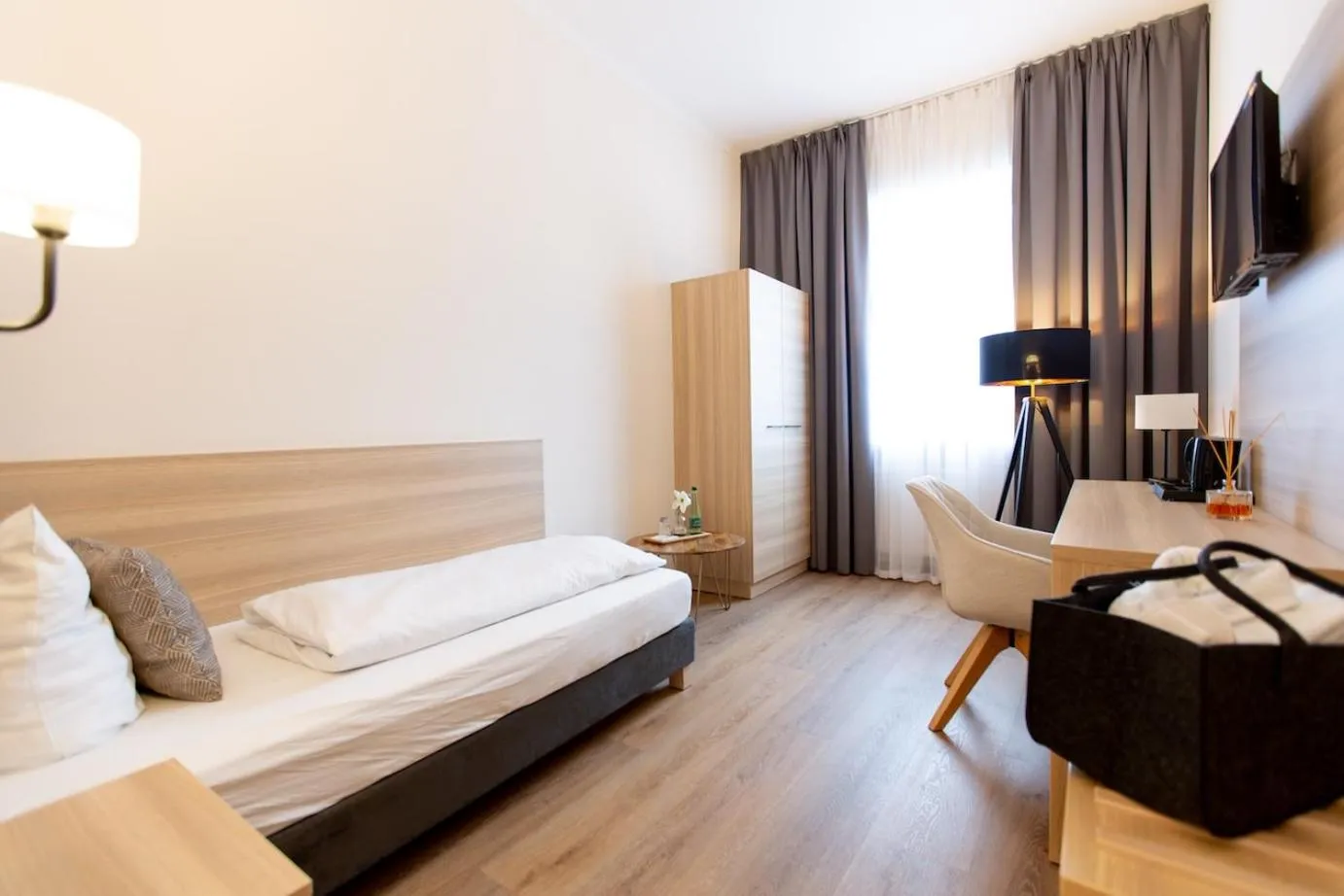 Photo of the whole room, Bed in Korbstadthotel Krone