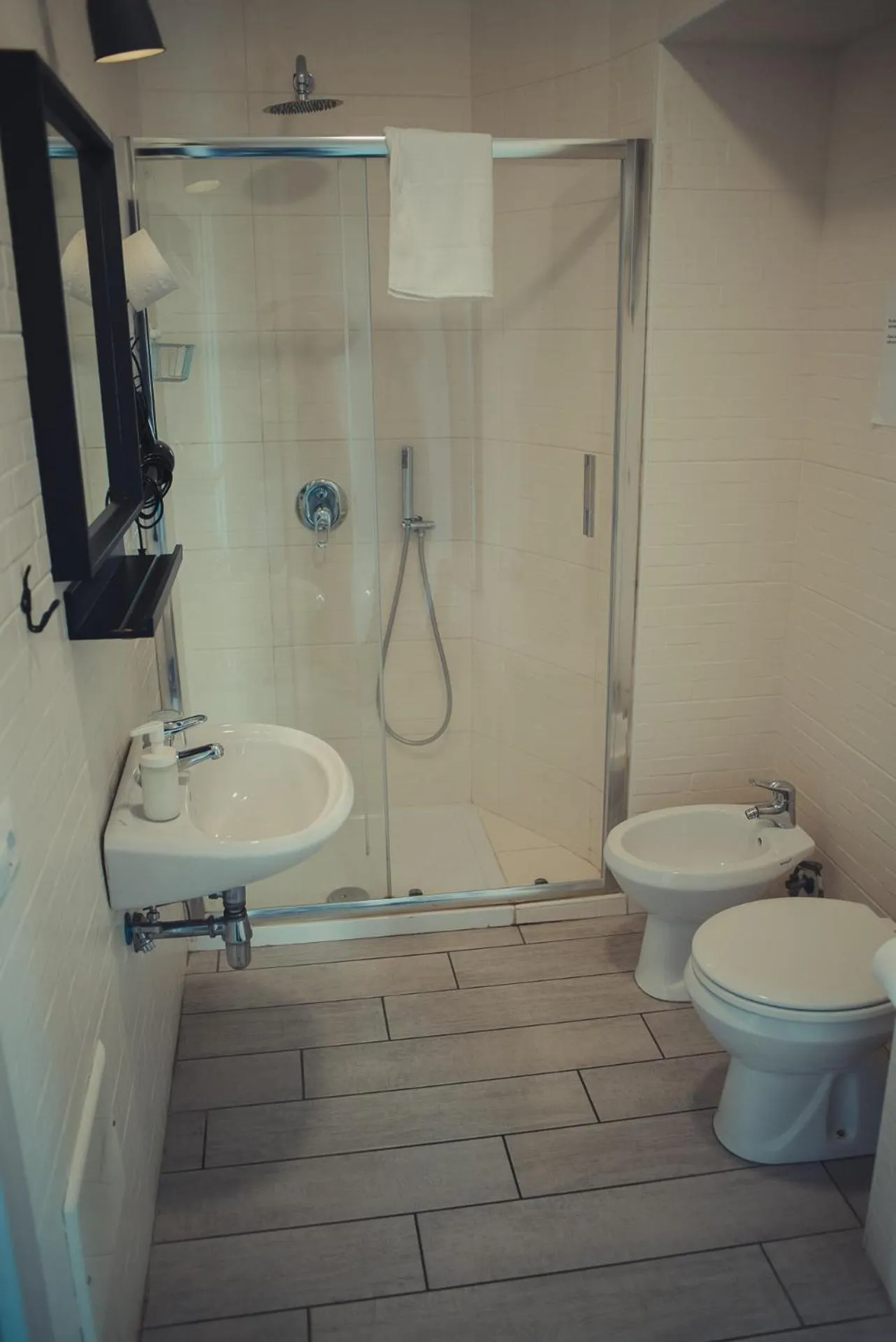 Shower in B&B Sweet Sleep