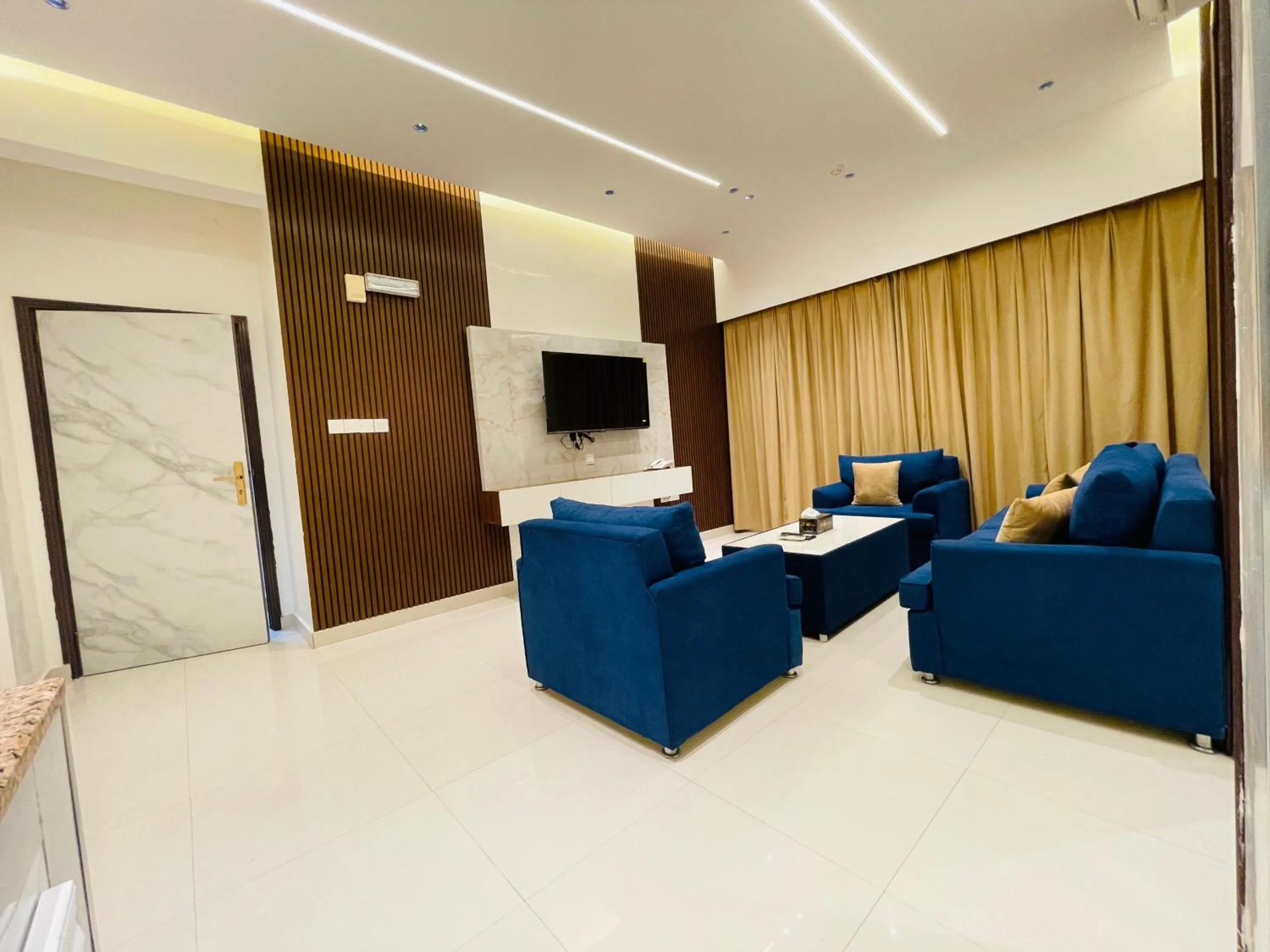 One-Bedroom Apartment in Mabahj Garnatha Hotel Apartments