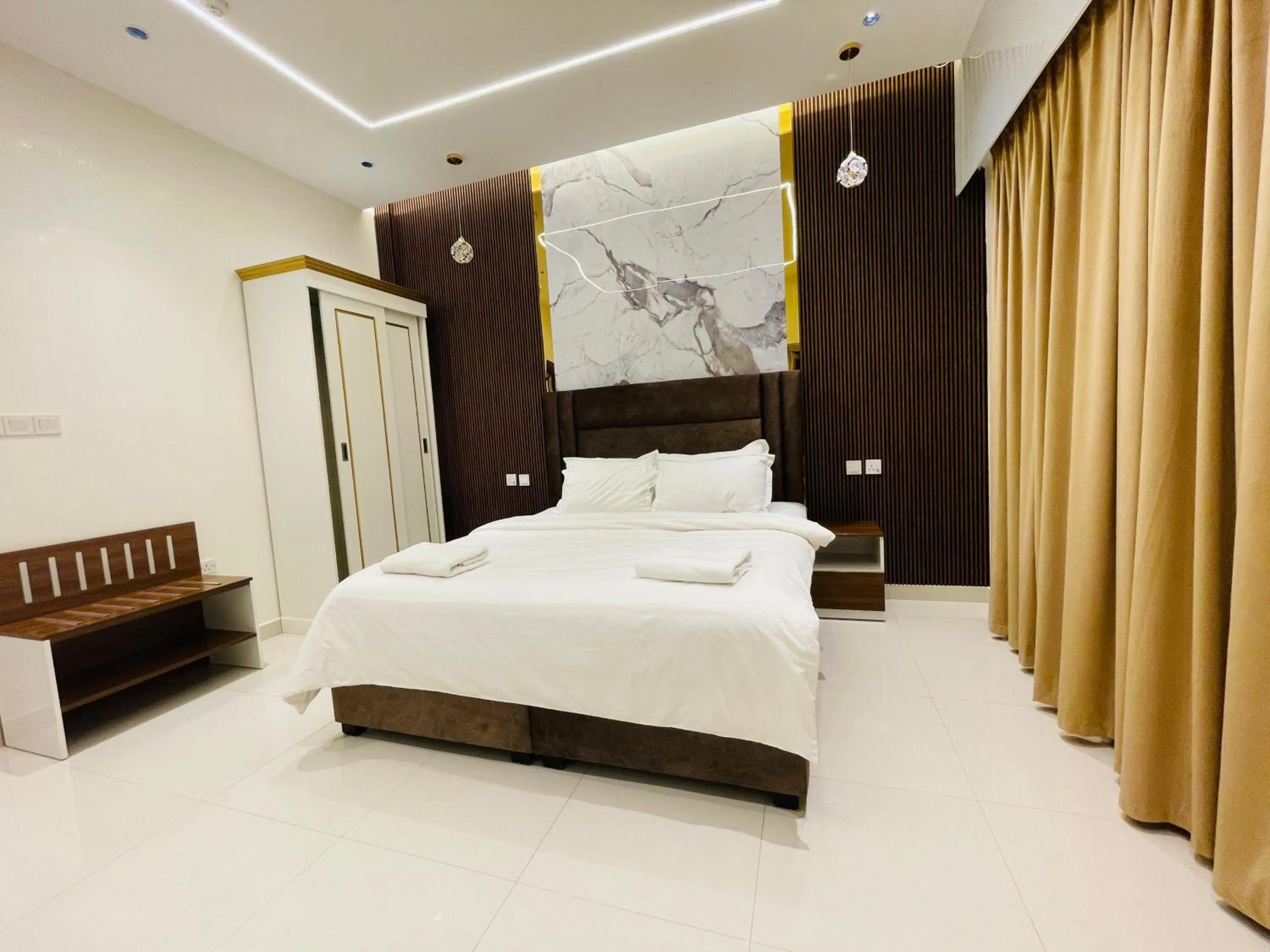 Two-Bedroom Apartment in Mabahj Garnatha Hotel Apartments