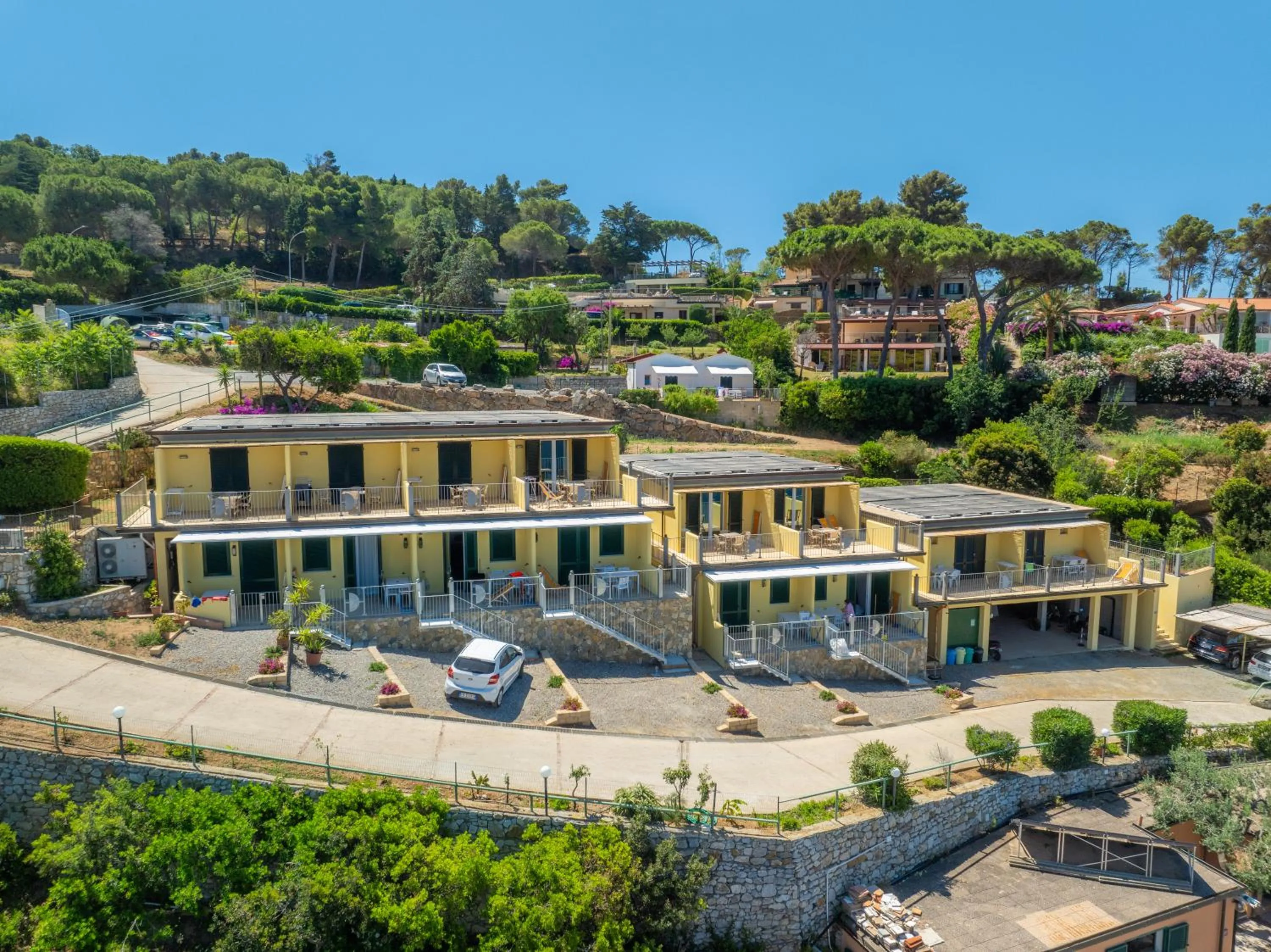 Property building in Hotel Dino