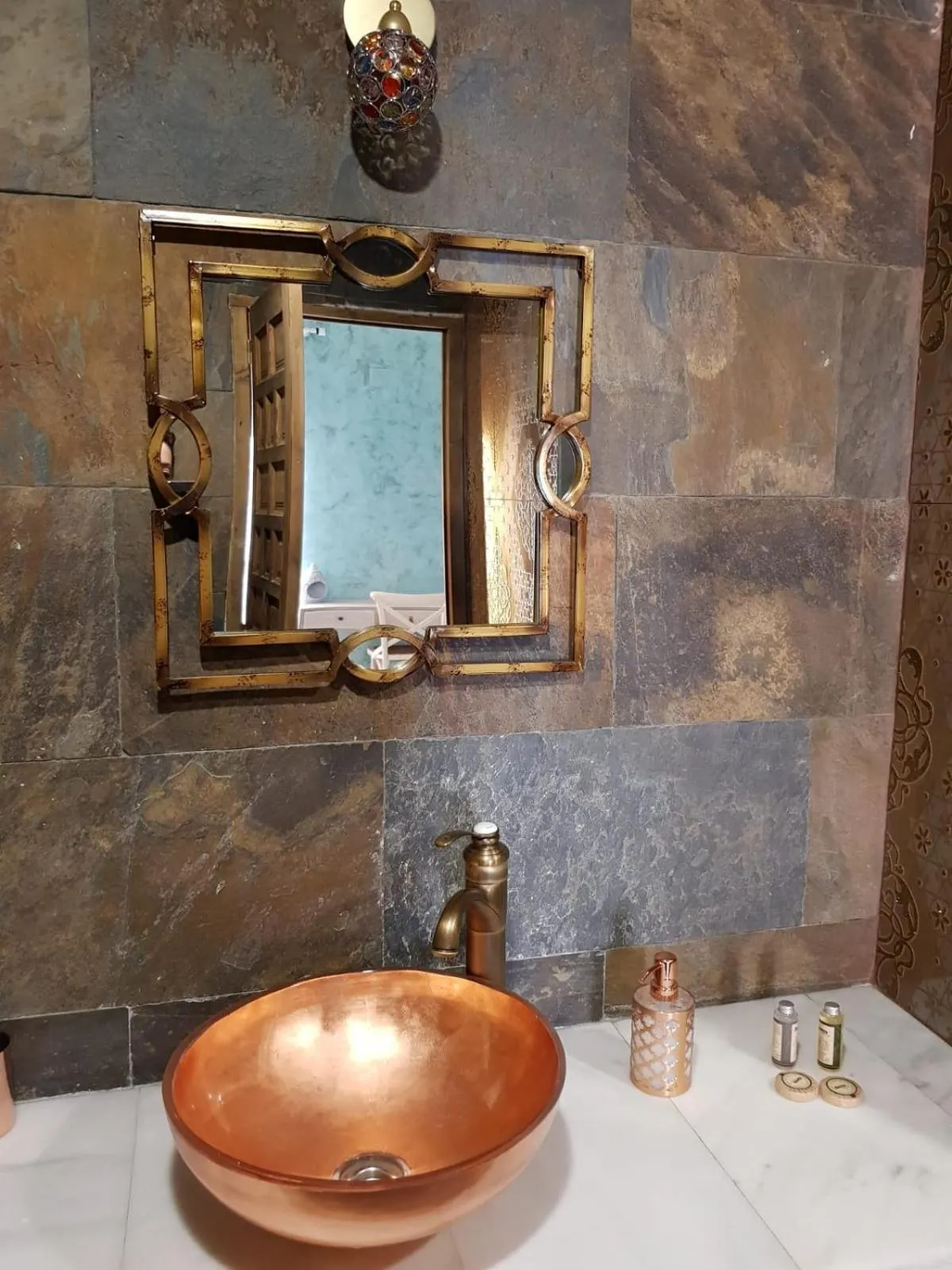 Bathroom in Riad Medina Mudejar