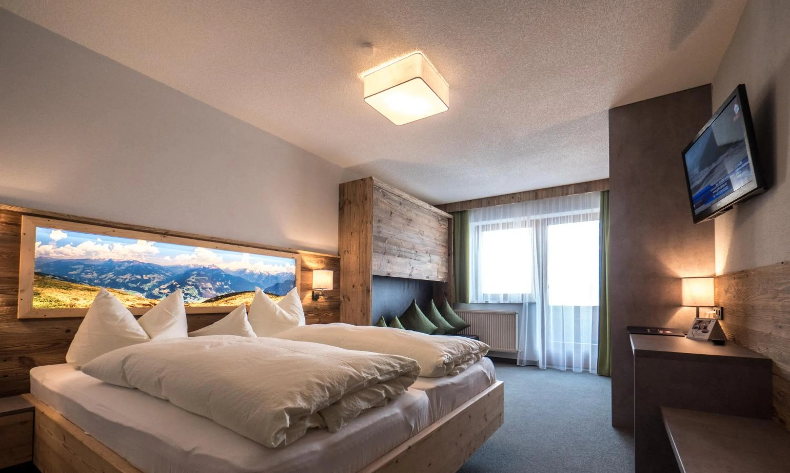 Photo of the whole room, Bed in Hotel & Apart Central