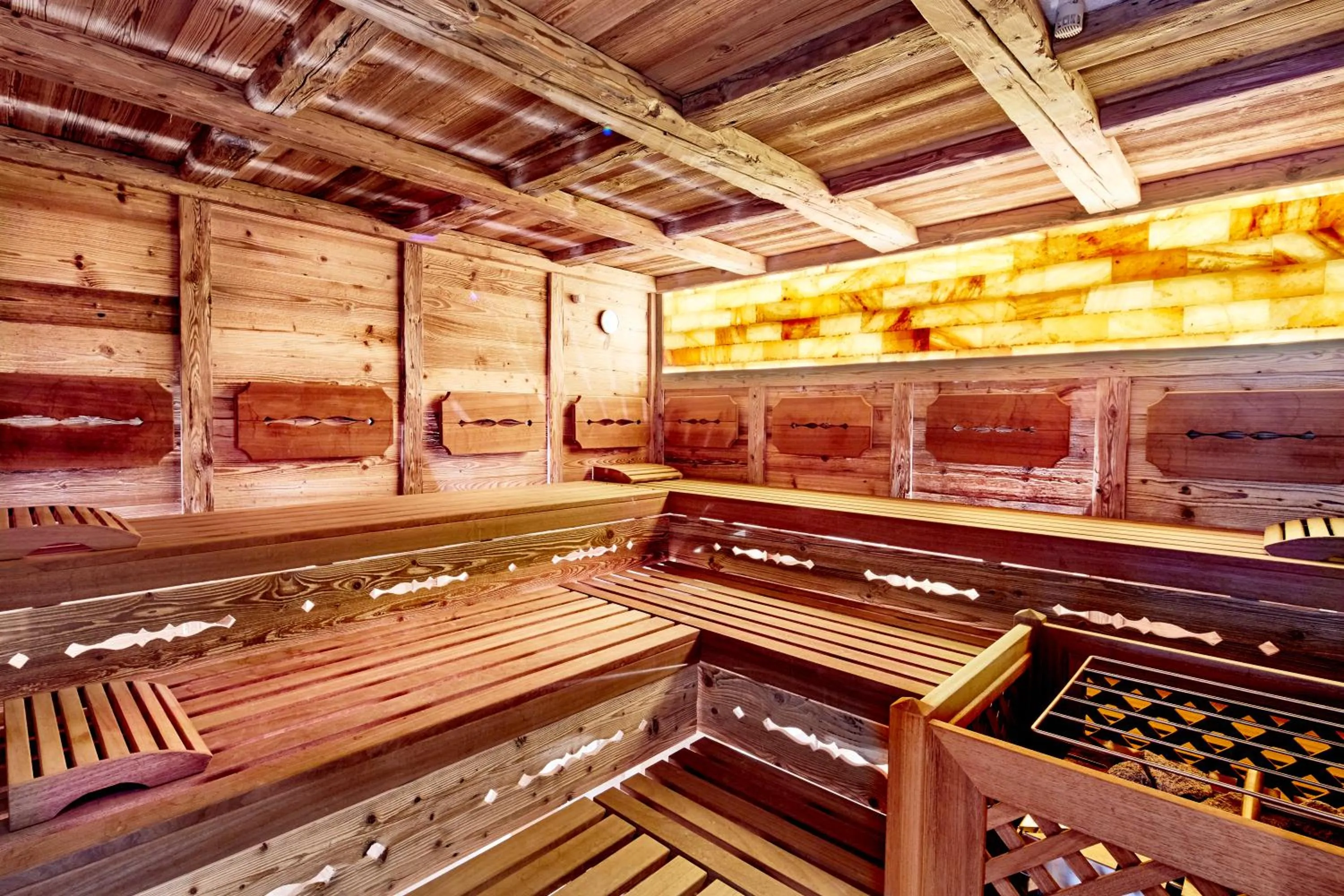 Sauna in Hotel & Apart Central