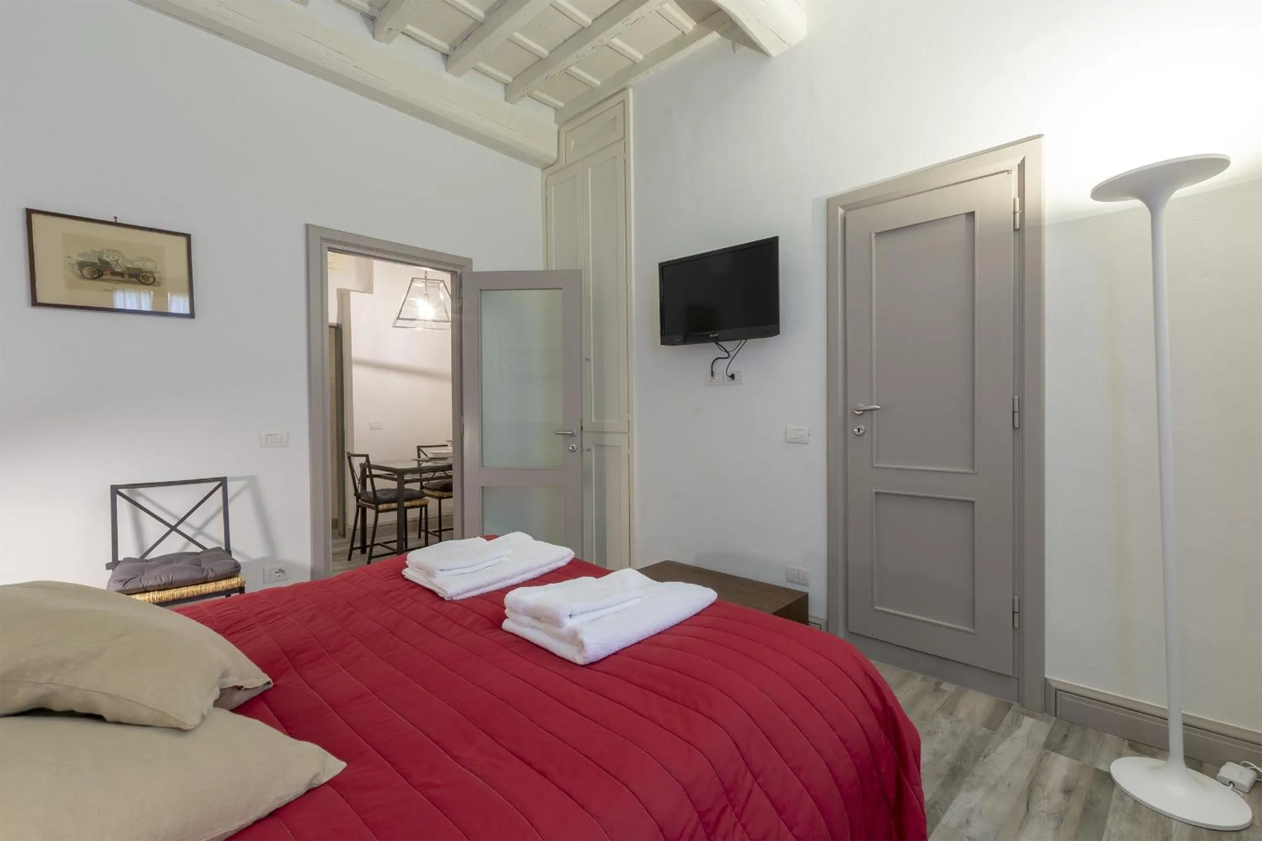 Ponte Vecchio's Nest