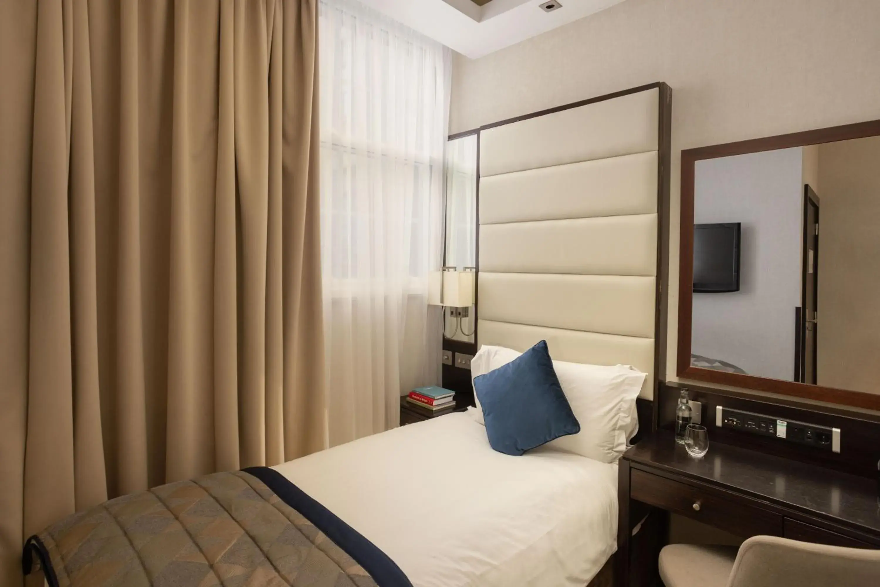 Bed in The Barbican Rooms Bed in The Barbican Rooms