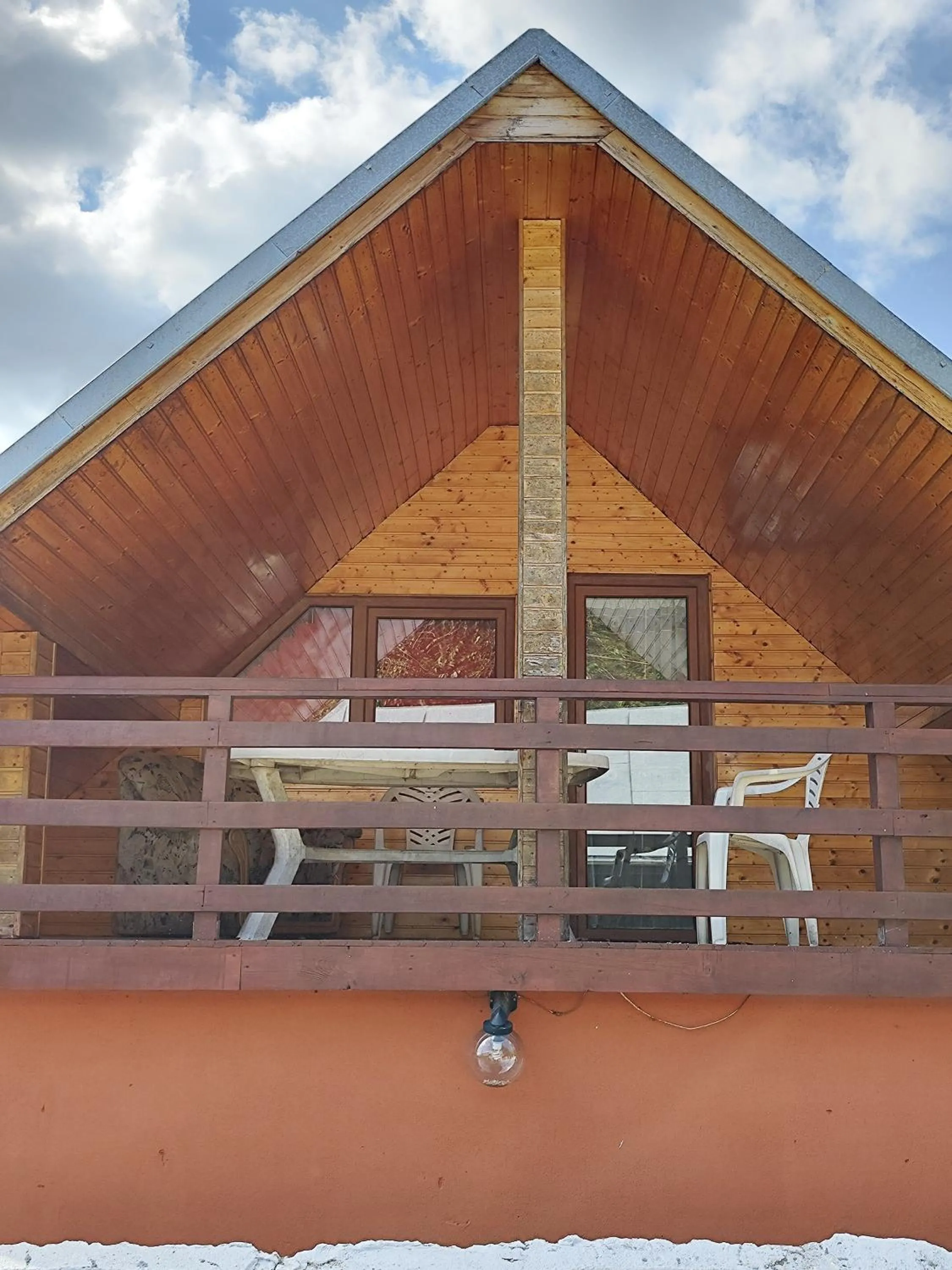 MAXX Lodge