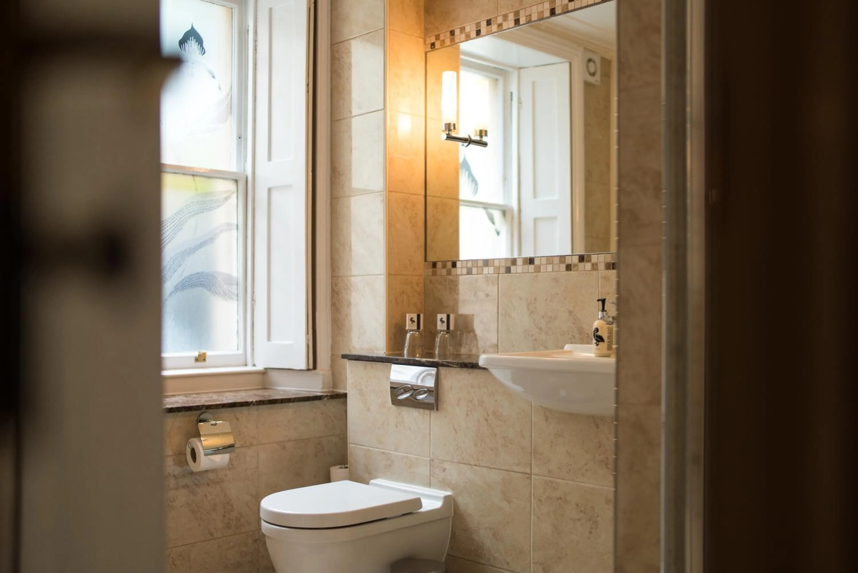 Toilet in The Ayrlington Guesthouse
