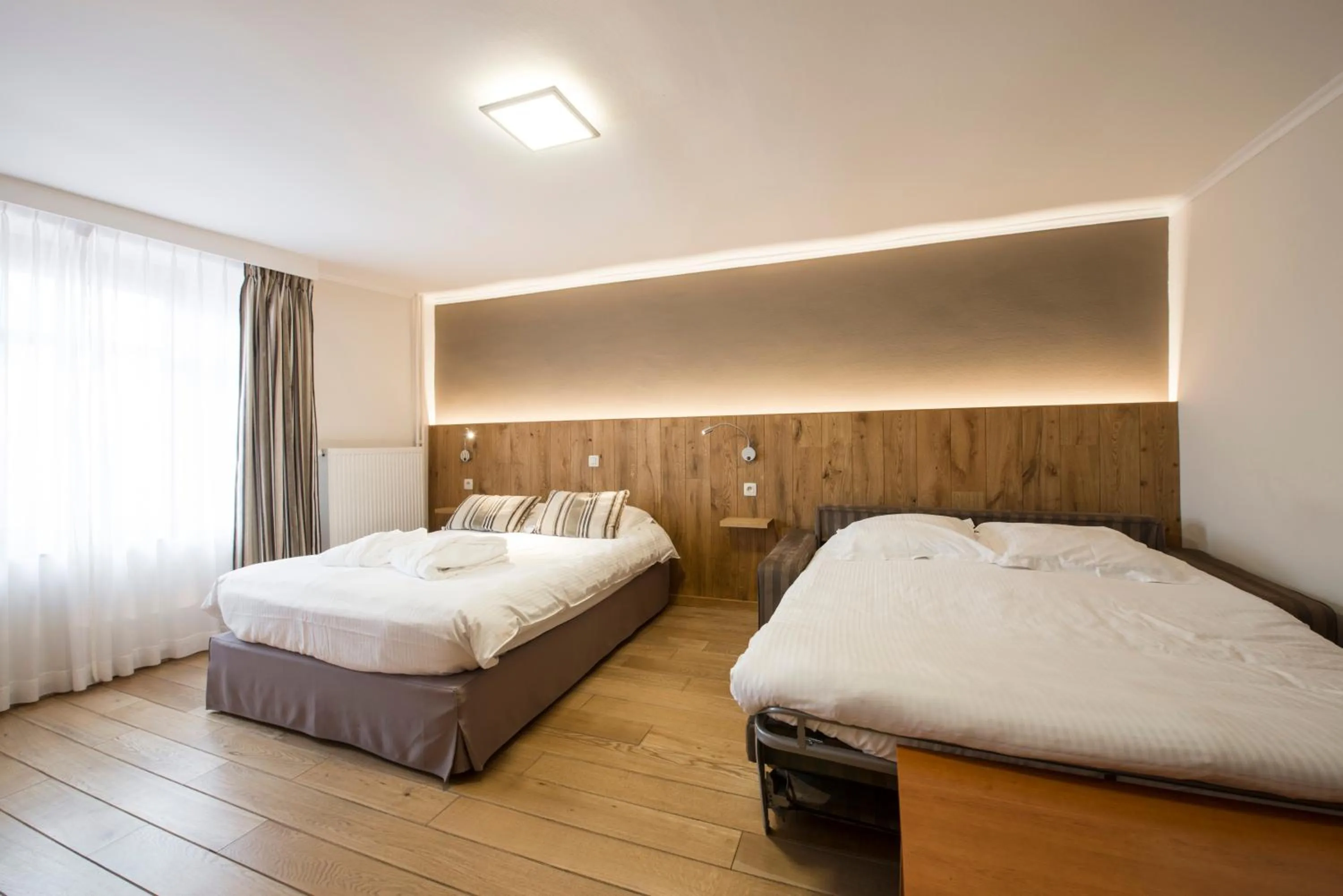 Photo of the whole room, Bed in Hotel Le Fournil