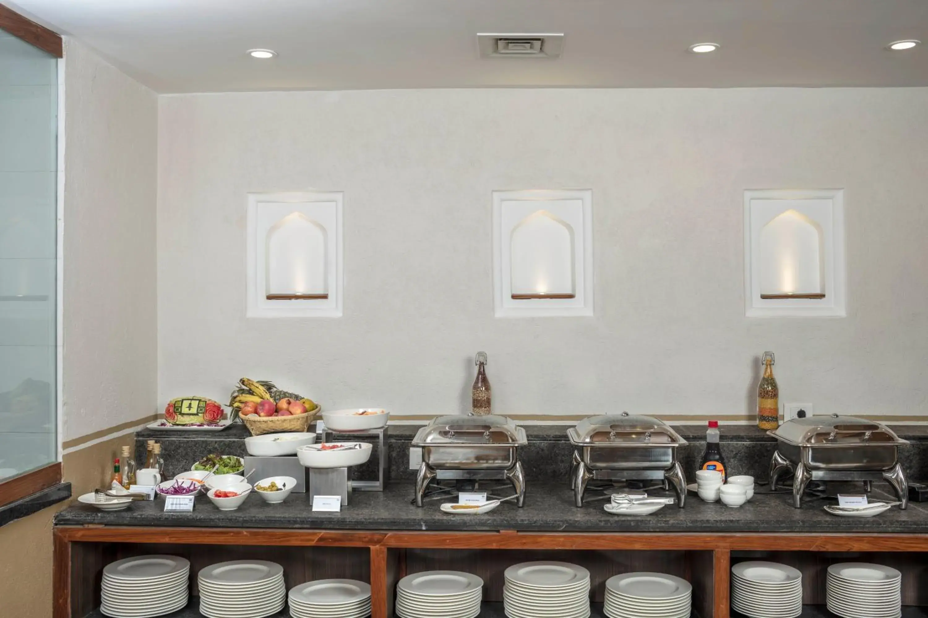 Restaurant/places to eat in Nepali Ghar Hotel Restaurant/places to eat in Nepali Ghar Hotel