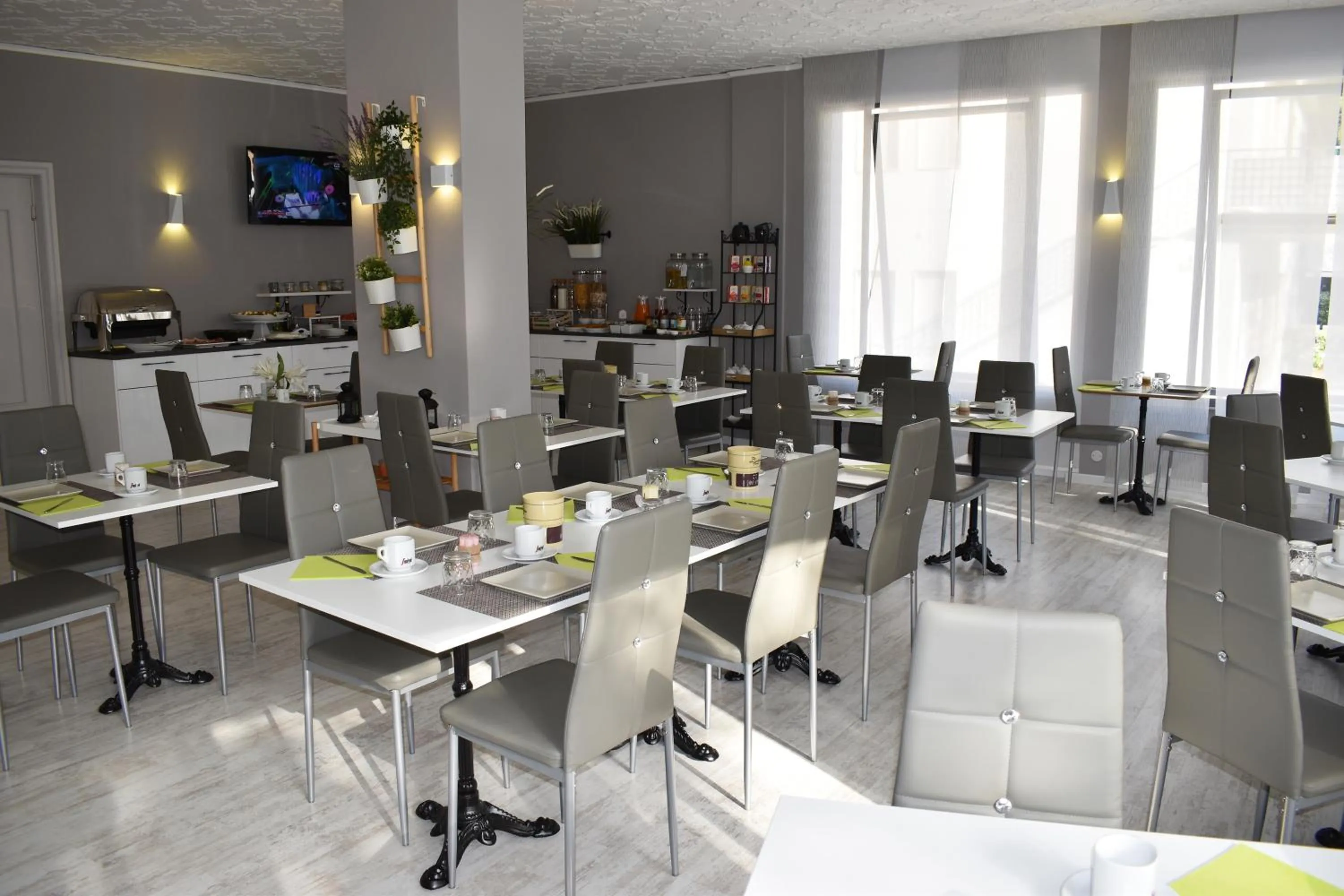 Buffet breakfast in Hotel My Fair