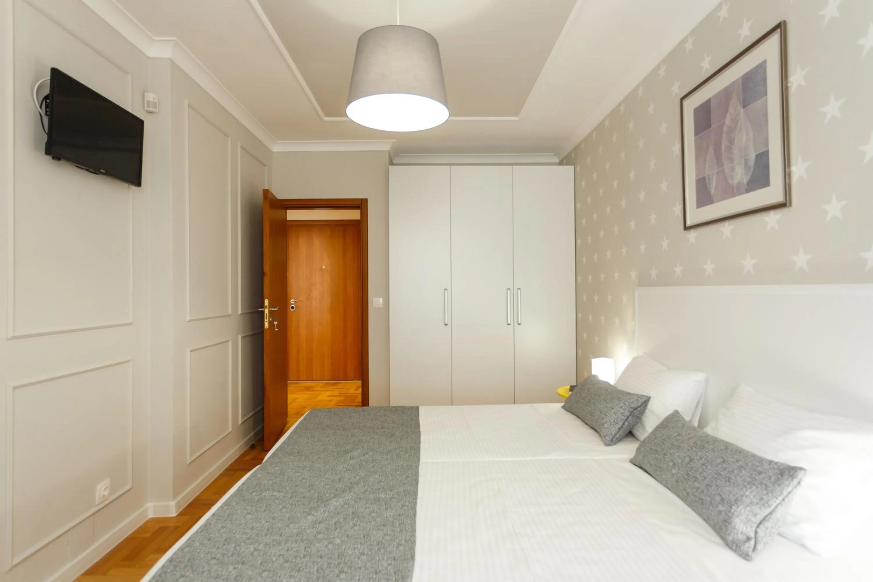 Bed in CityResidence Aparthotel