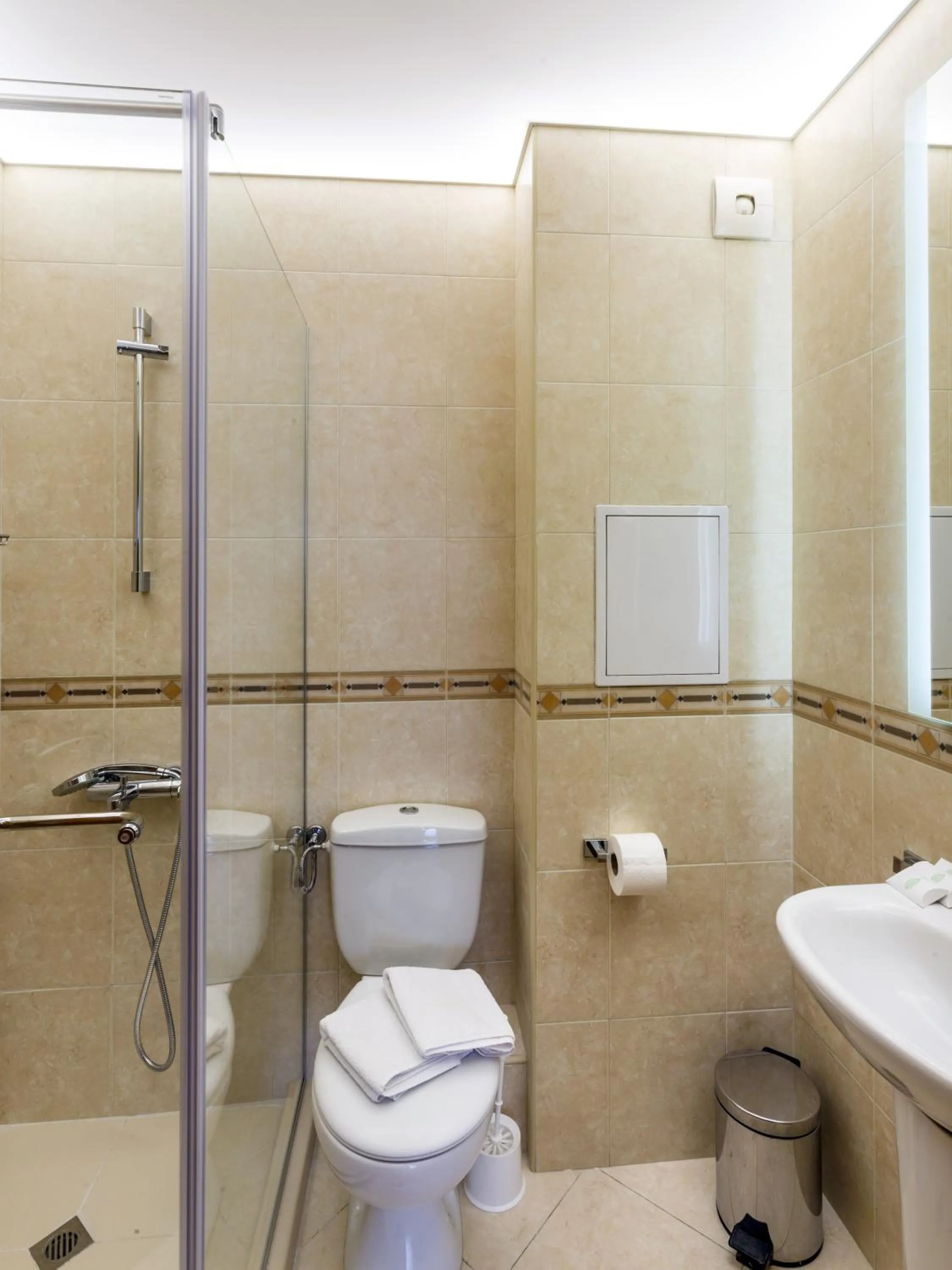 Bathroom in CityResidence Aparthotel