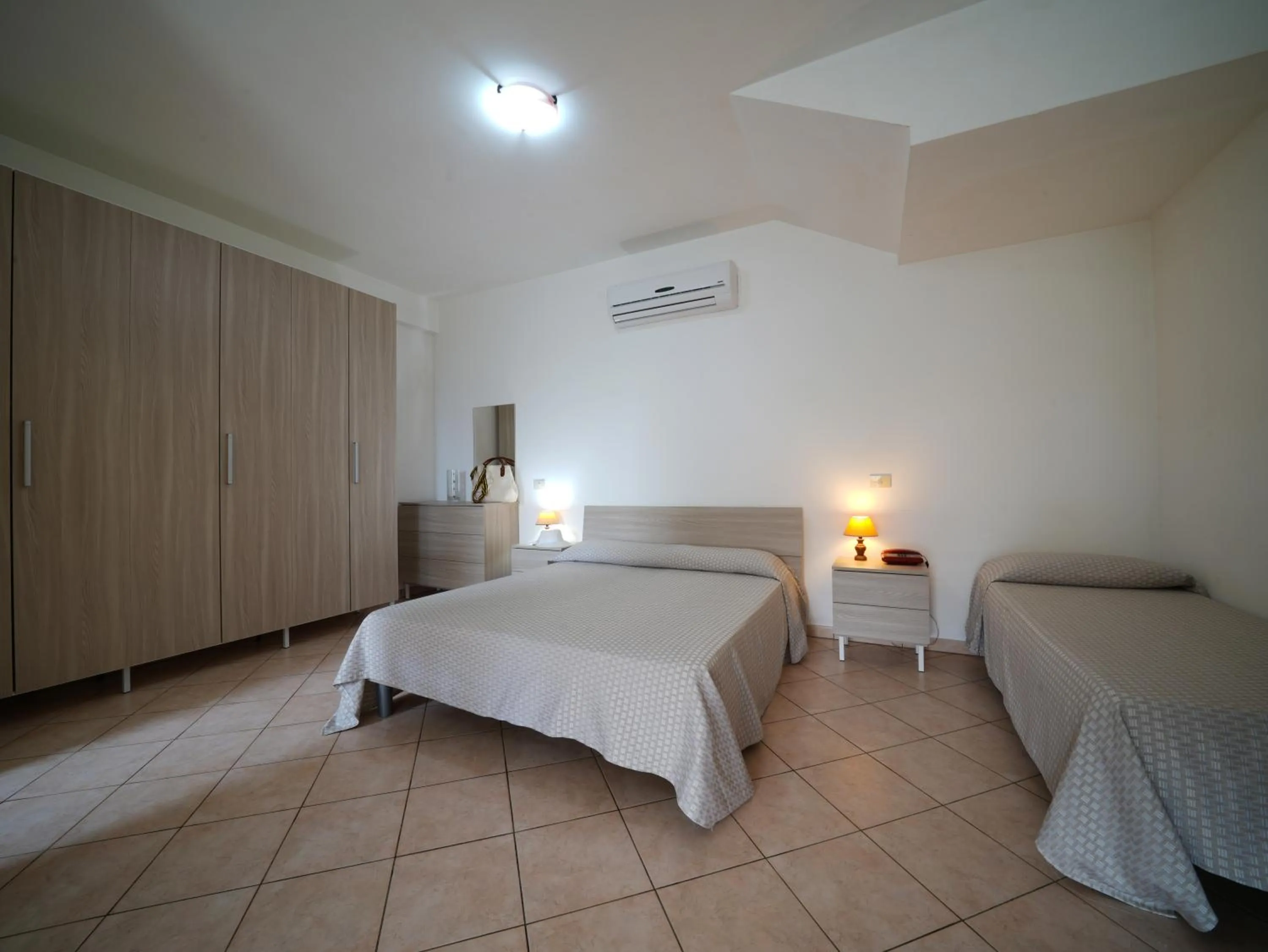 Bedroom, Bed in Rosy Hotel Residence